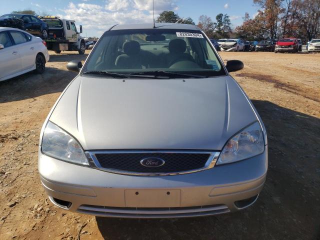 Photo 4 VIN: 1FAFP34N15W204975 - FORD FOCUS ZX4 