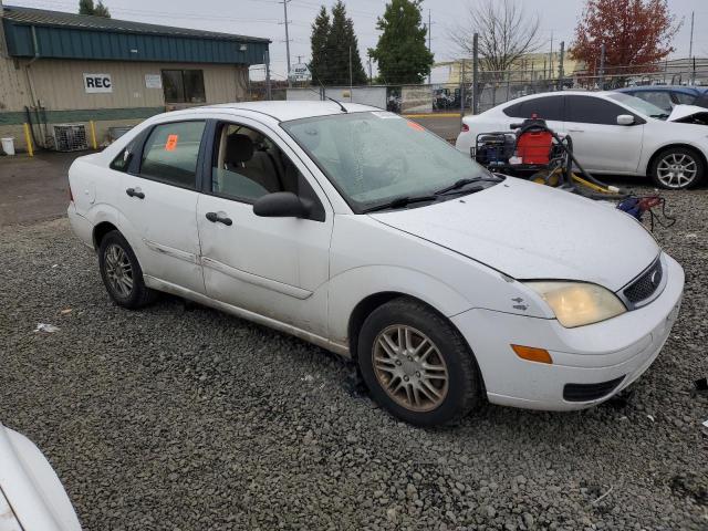 Photo 3 VIN: 1FAFP34N15W224272 - FORD FOCUS 