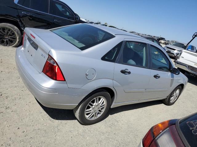 Photo 2 VIN: 1FAFP34N15W224711 - FORD FOCUS ZX4 