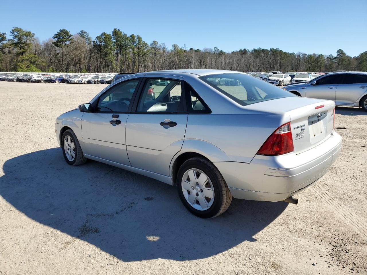 Photo 1 VIN: 1FAFP34N16W124562 - FORD FOCUS 