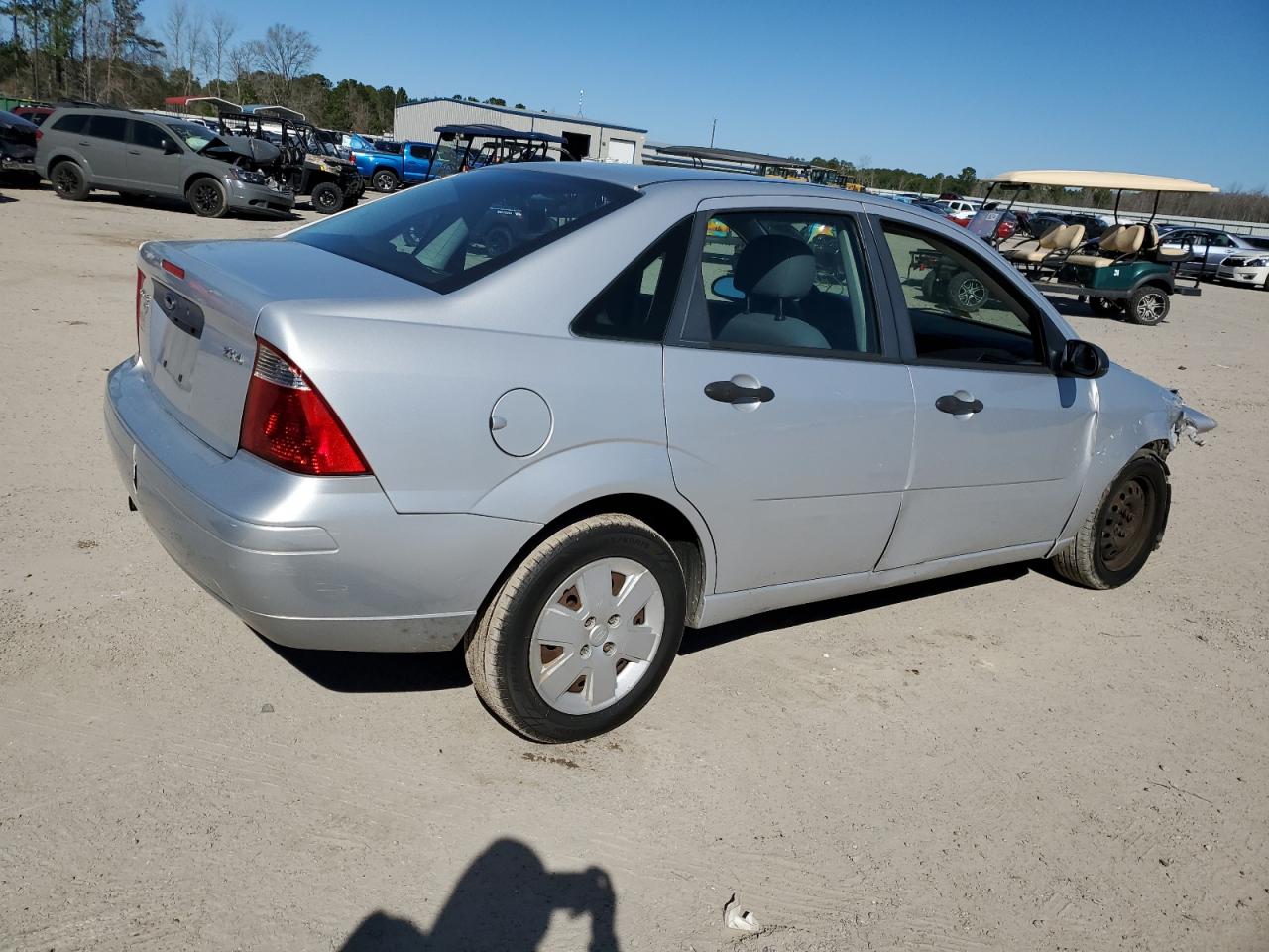 Photo 2 VIN: 1FAFP34N16W124562 - FORD FOCUS 