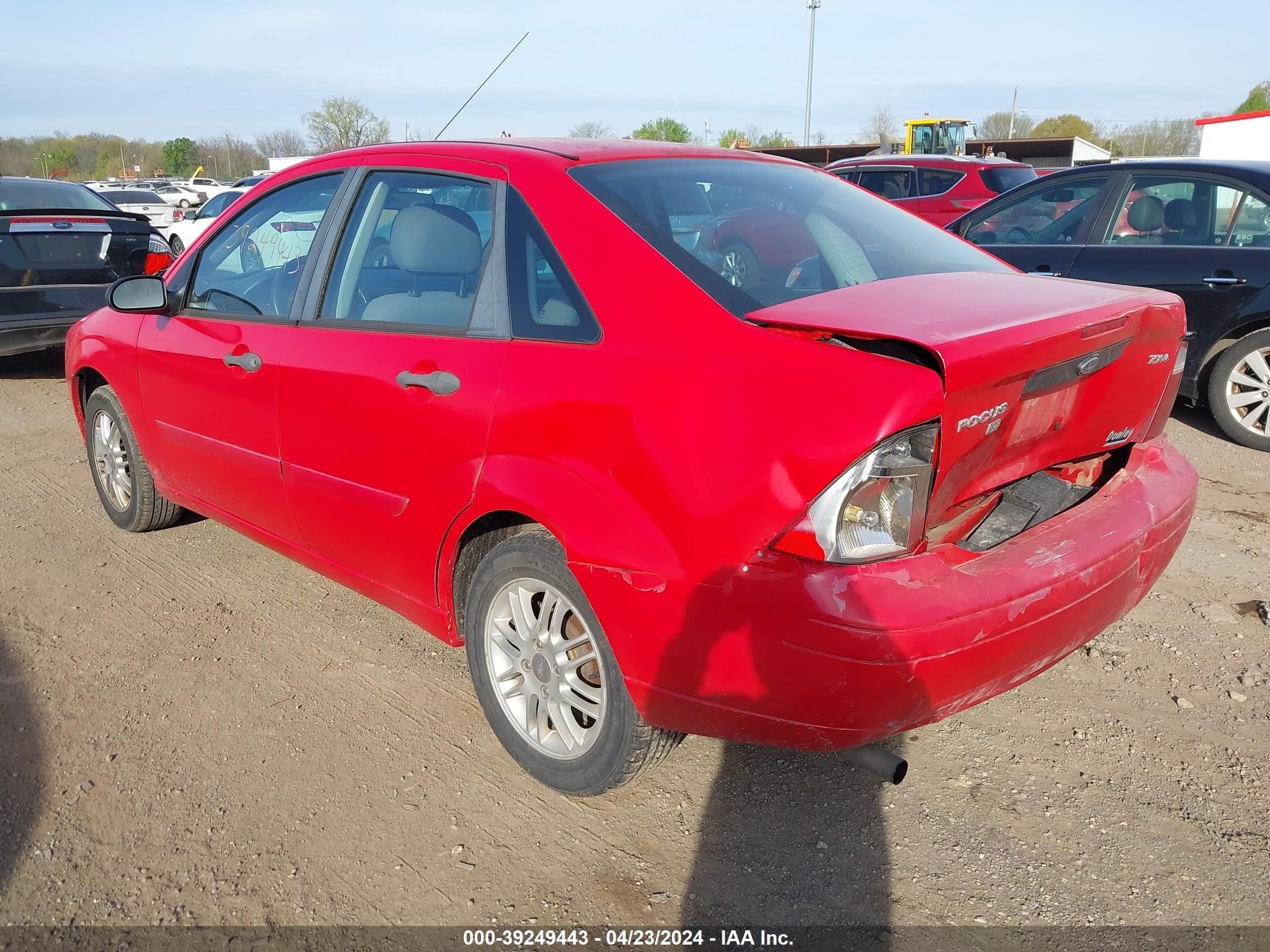 Photo 2 VIN: 1FAFP34N16W212737 - FORD FOCUS 