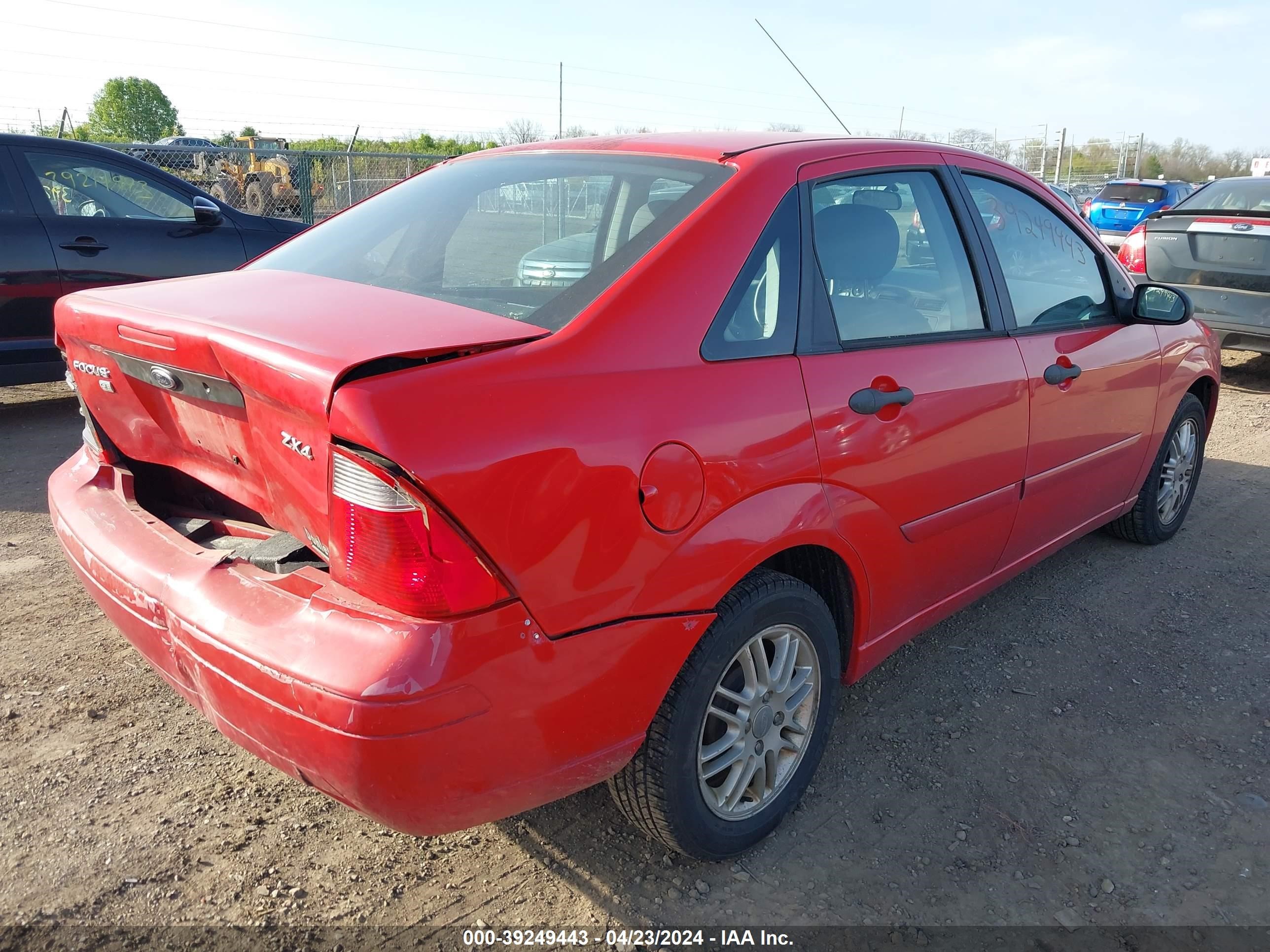 Photo 3 VIN: 1FAFP34N16W212737 - FORD FOCUS 