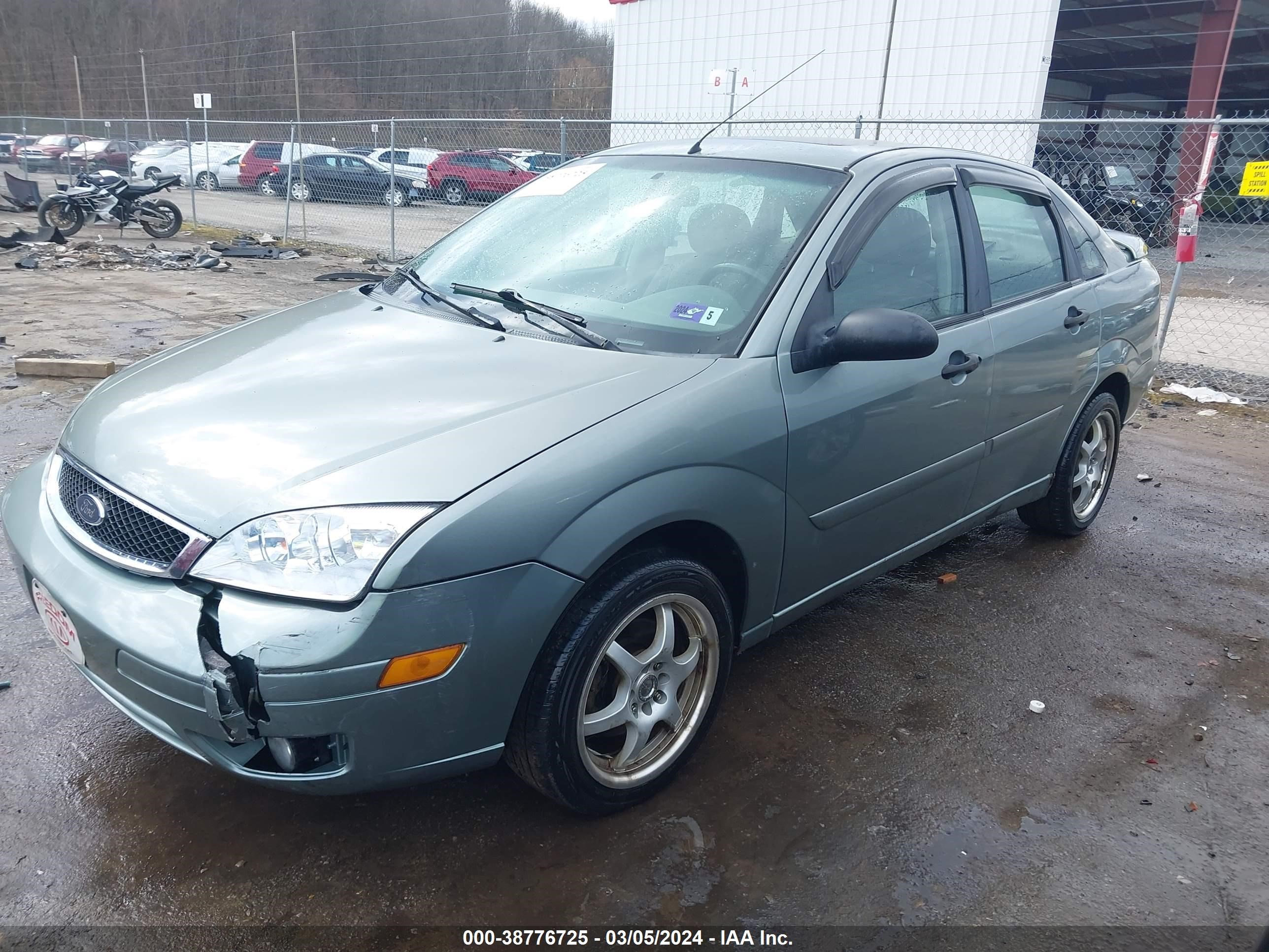 Photo 1 VIN: 1FAFP34N25W258706 - FORD FOCUS 