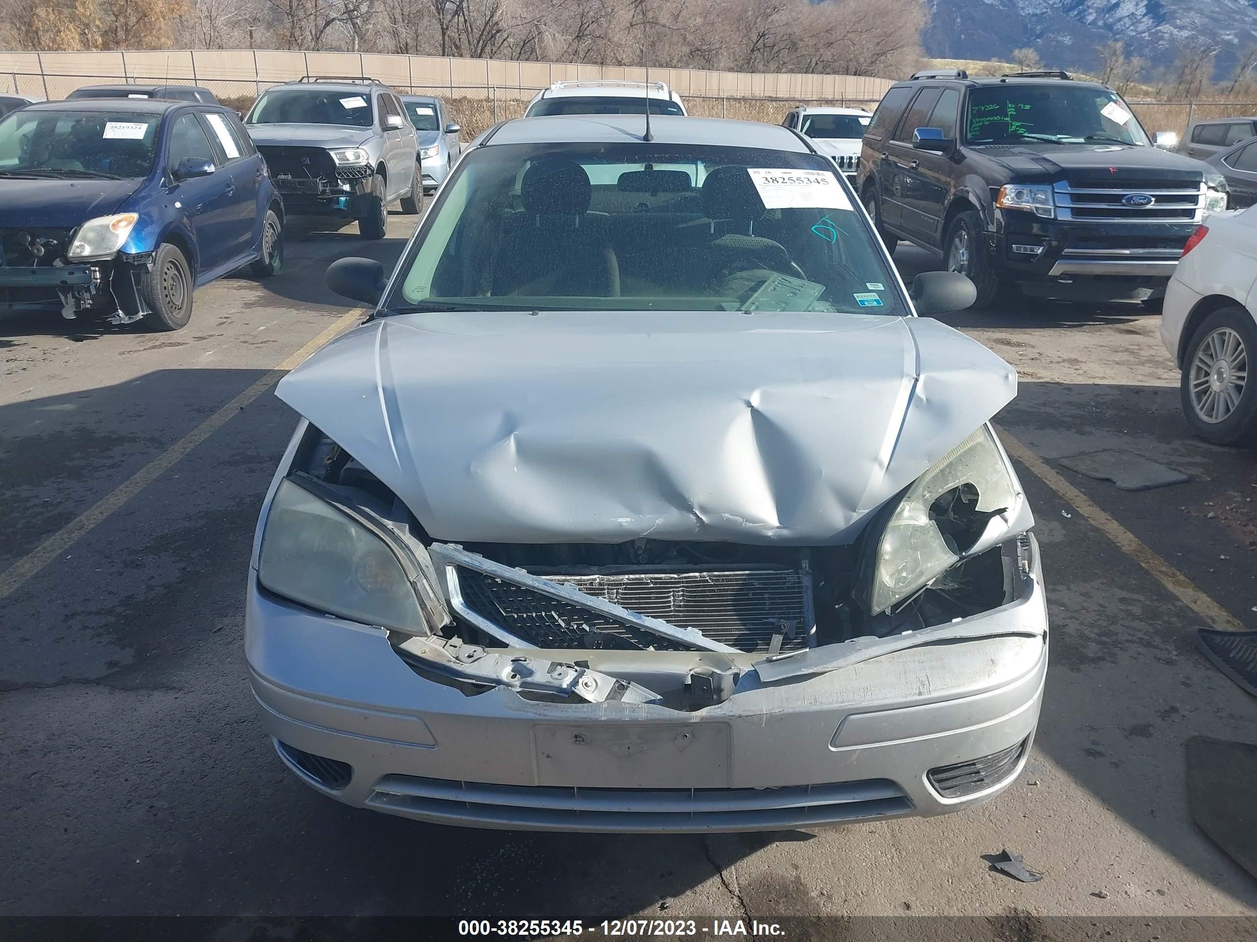 Photo 12 VIN: 1FAFP34N26W101520 - FORD FOCUS 