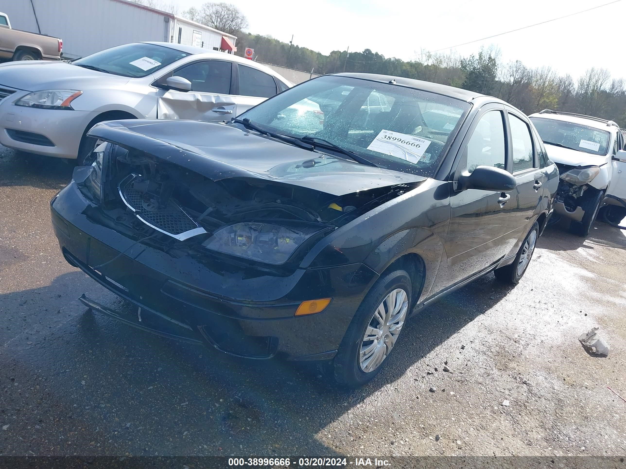 Photo 1 VIN: 1FAFP34N27W174856 - FORD FOCUS 