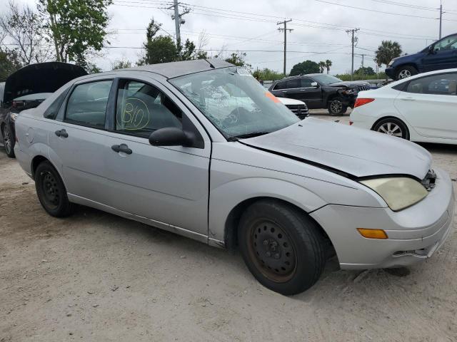 Photo 3 VIN: 1FAFP34N27W226129 - FORD FOCUS 