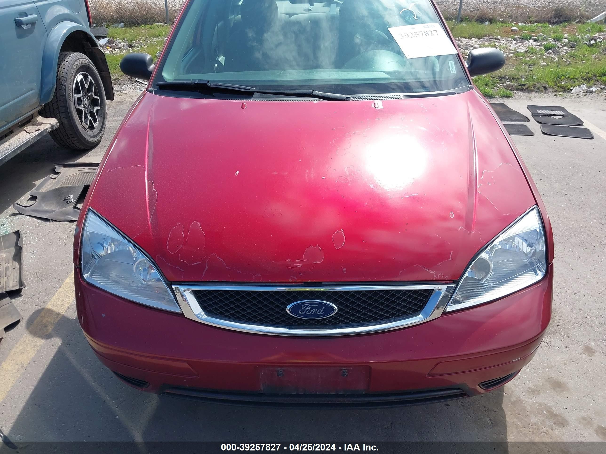 Photo 11 VIN: 1FAFP34N35W151101 - FORD FOCUS 