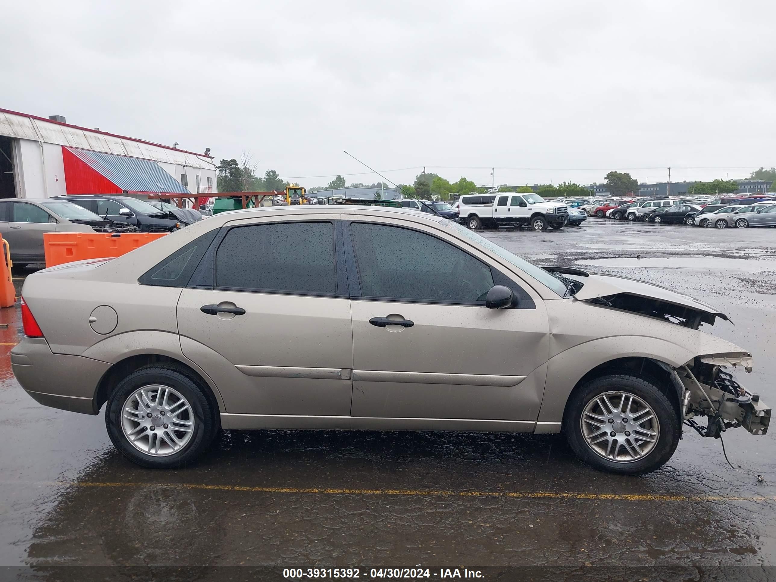 Photo 13 VIN: 1FAFP34N35W271206 - FORD FOCUS 