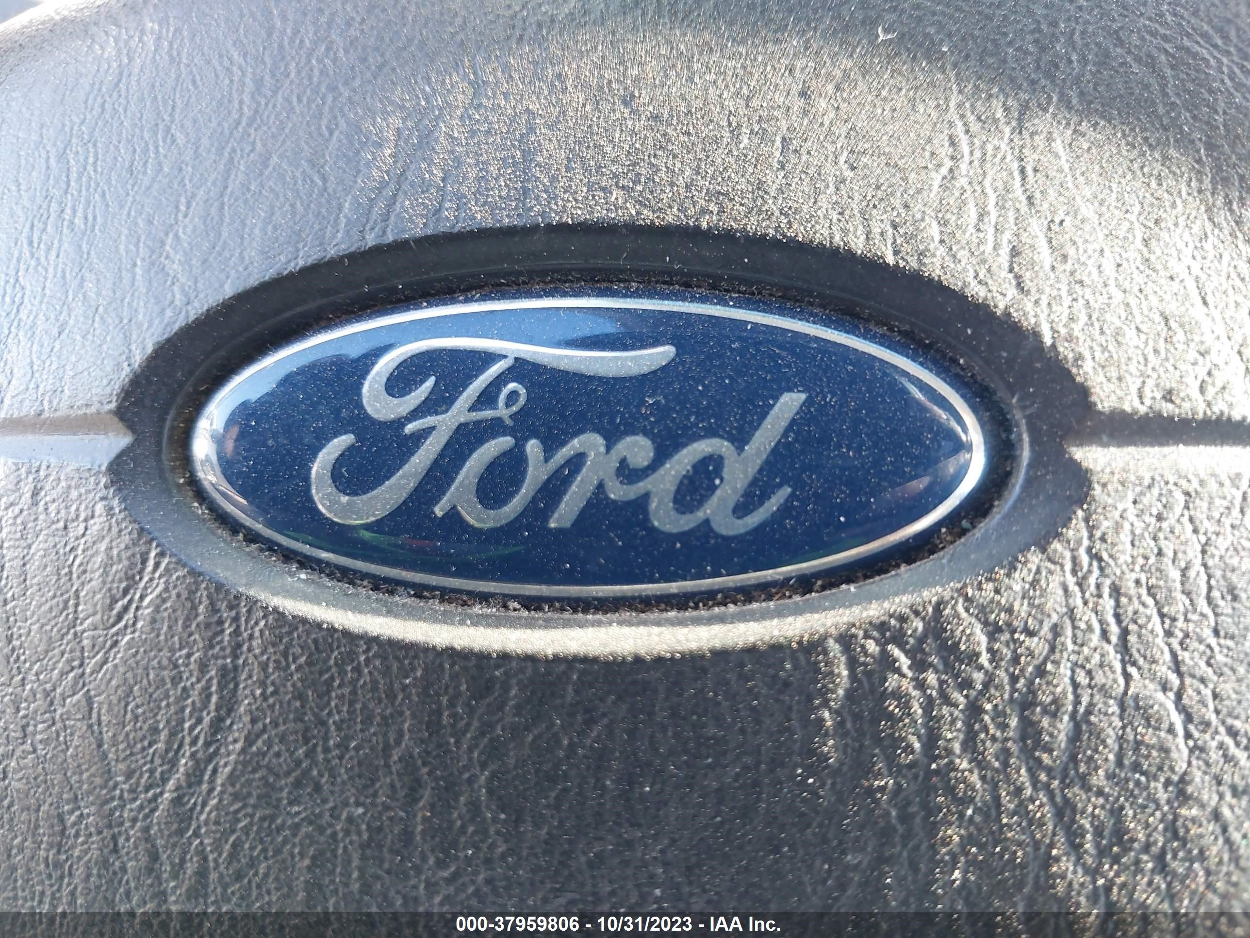 Photo 5 VIN: 1FAFP34N37W118960 - FORD FOCUS 