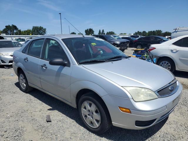 Photo 3 VIN: 1FAFP34N37W180889 - FORD FOCUS 