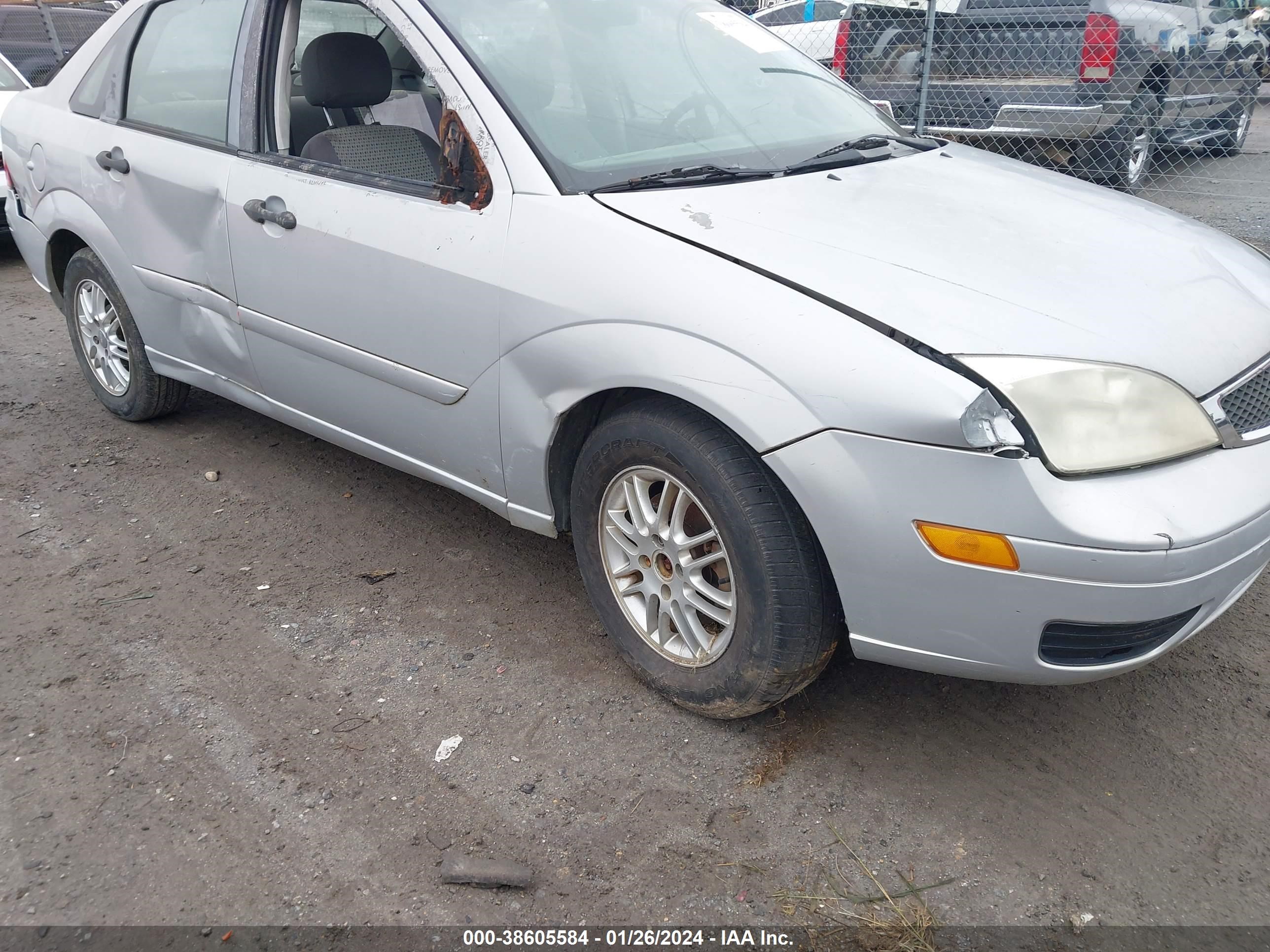 Photo 5 VIN: 1FAFP34N37W254280 - FORD FOCUS 