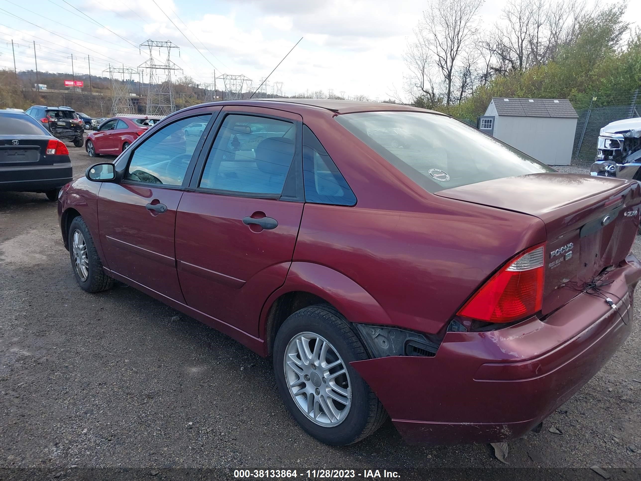 Photo 2 VIN: 1FAFP34N46W229029 - FORD FOCUS 