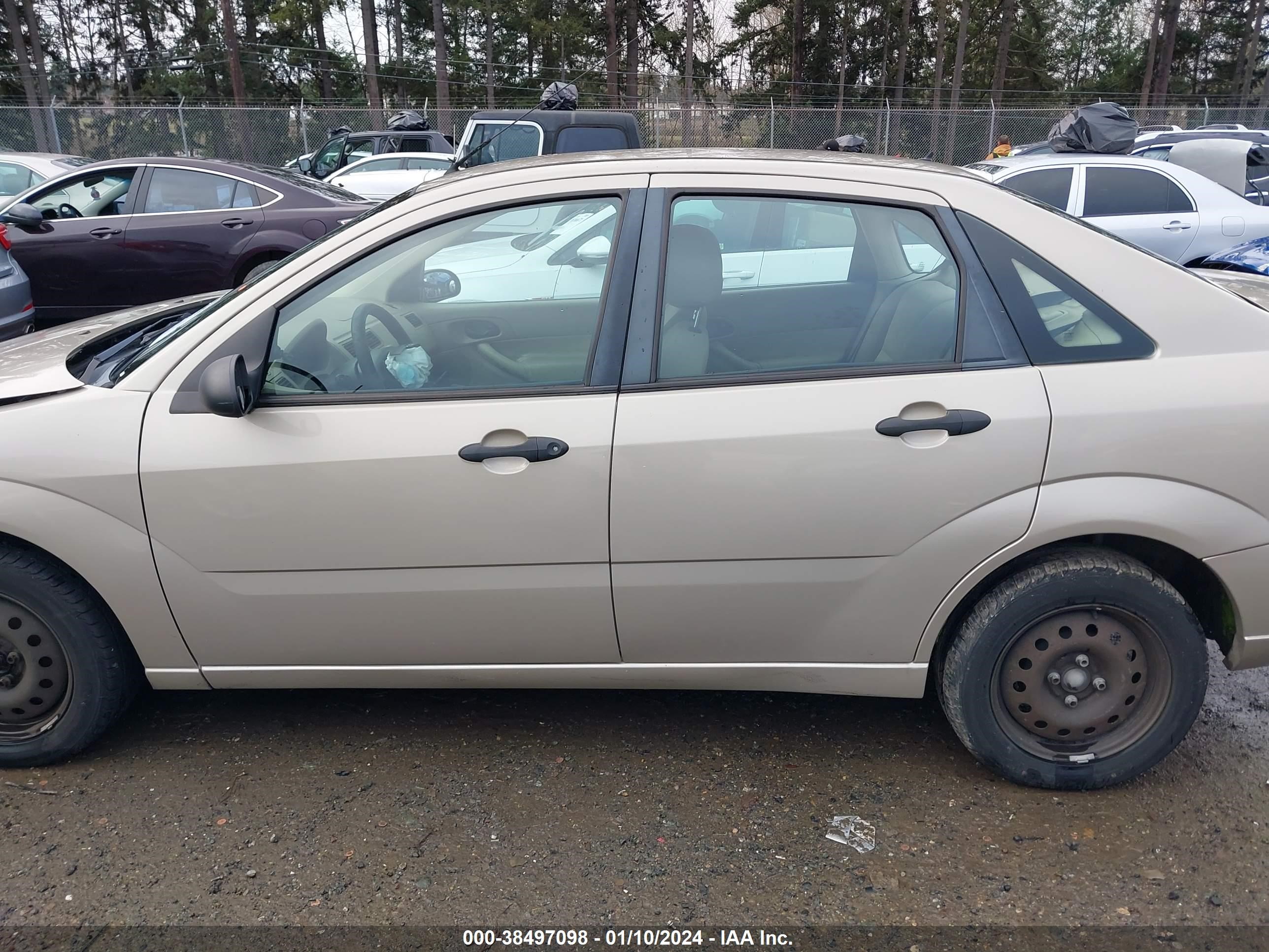 Photo 12 VIN: 1FAFP34N47W282184 - FORD FOCUS 