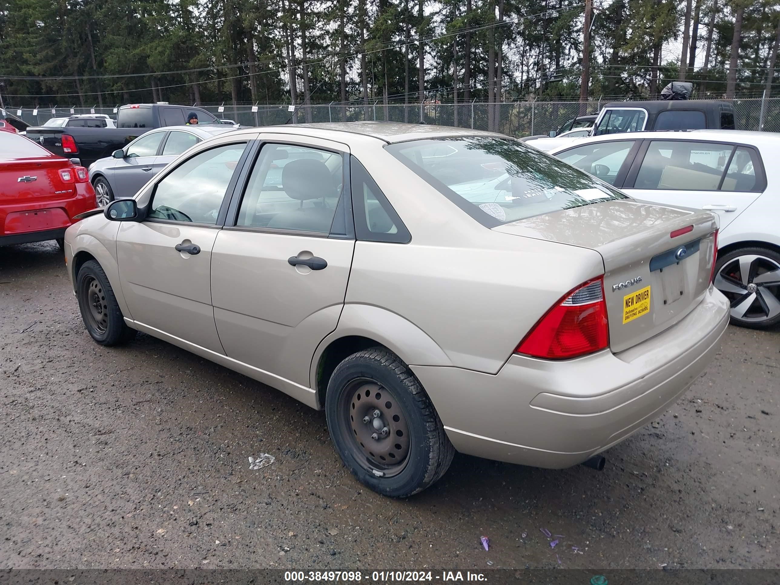 Photo 2 VIN: 1FAFP34N47W282184 - FORD FOCUS 