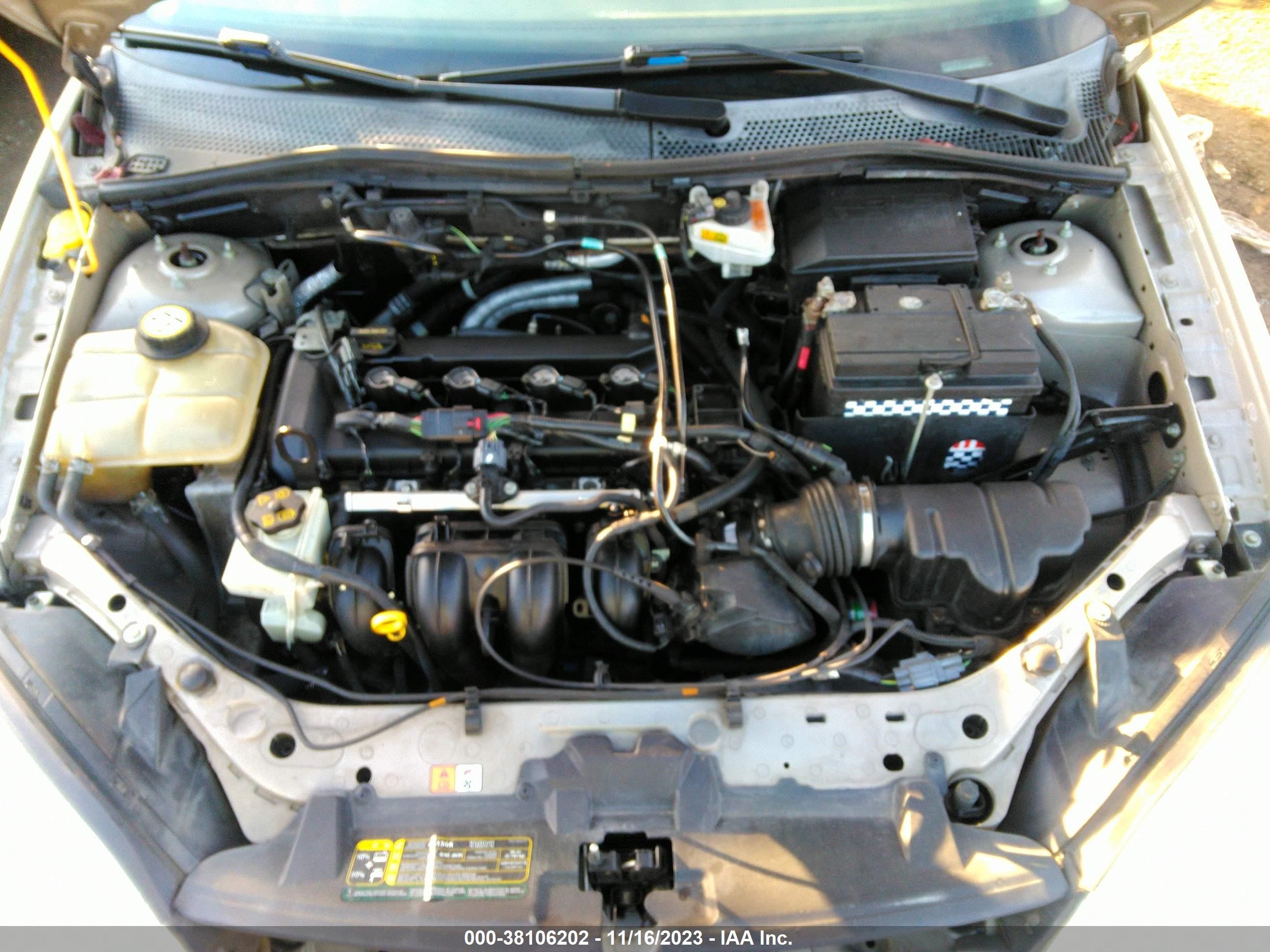 Photo 9 VIN: 1FAFP34N47W358017 - FORD FOCUS 