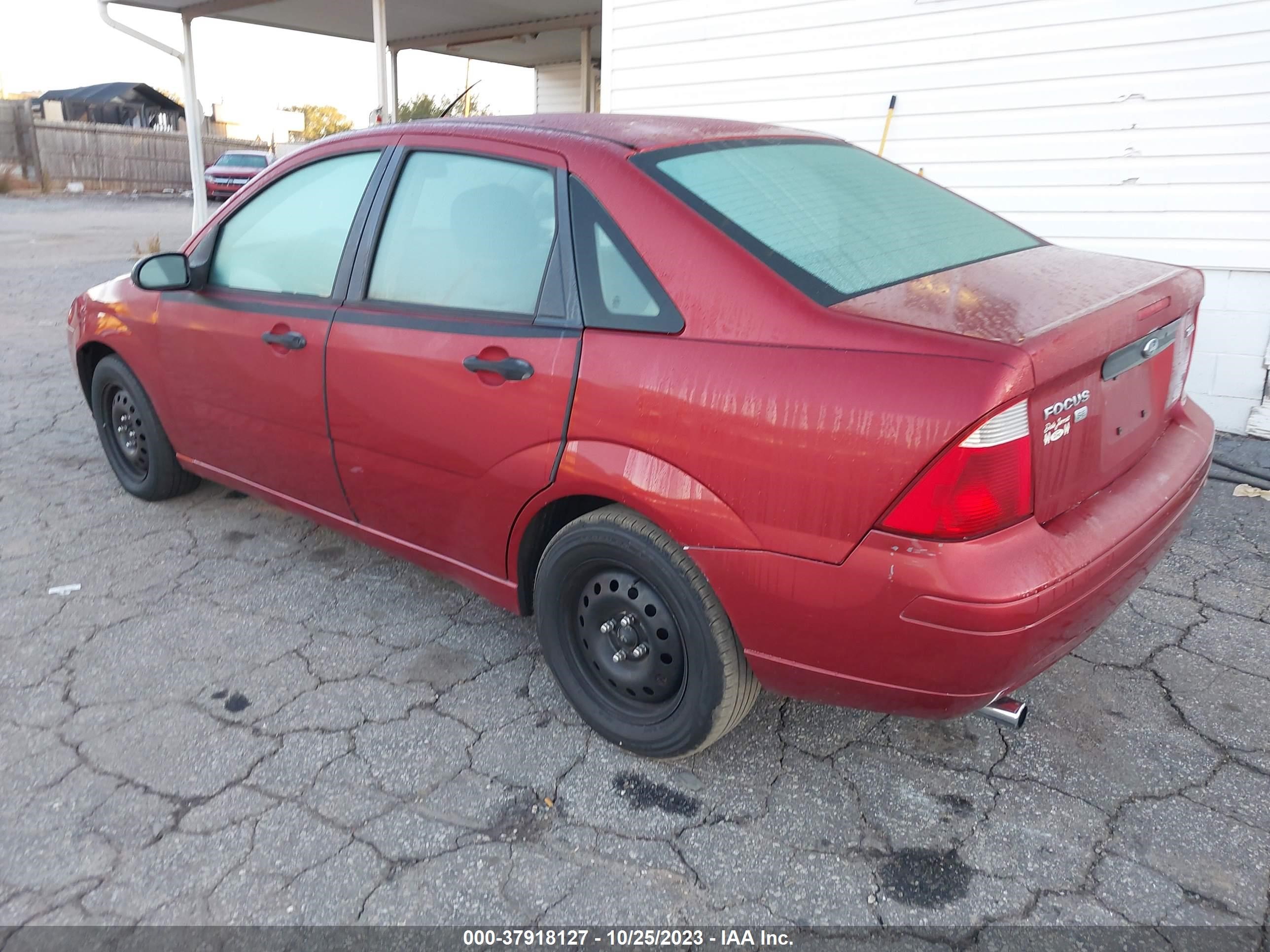 Photo 2 VIN: 1FAFP34N55W207507 - FORD FOCUS 