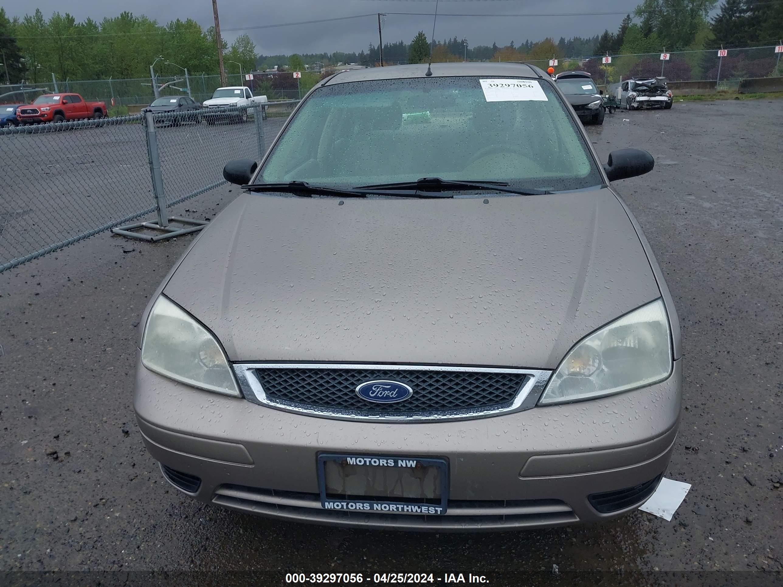 Photo 5 VIN: 1FAFP34N55W290114 - FORD FOCUS 