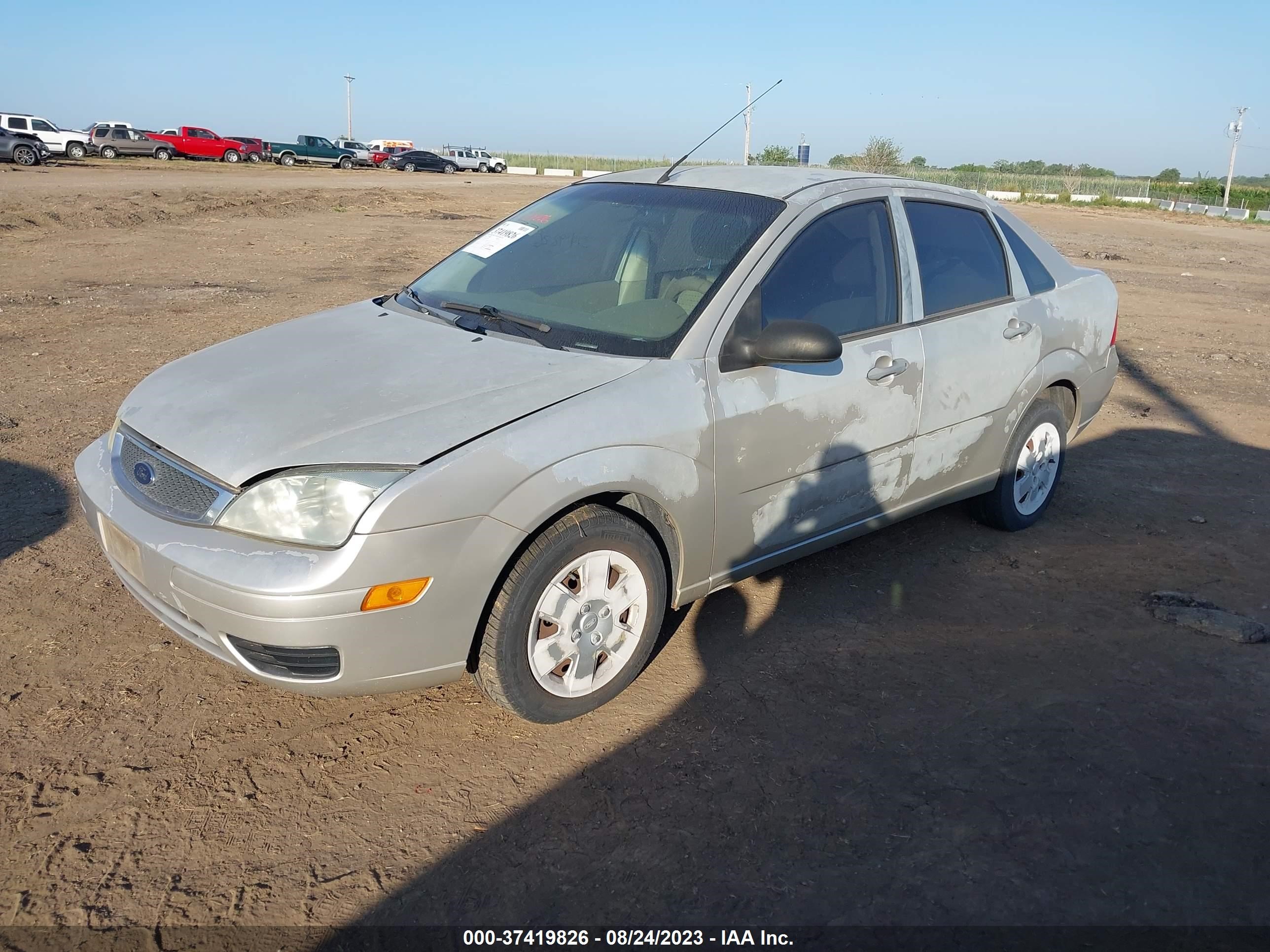 Photo 1 VIN: 1FAFP34N57W299186 - FORD FOCUS 