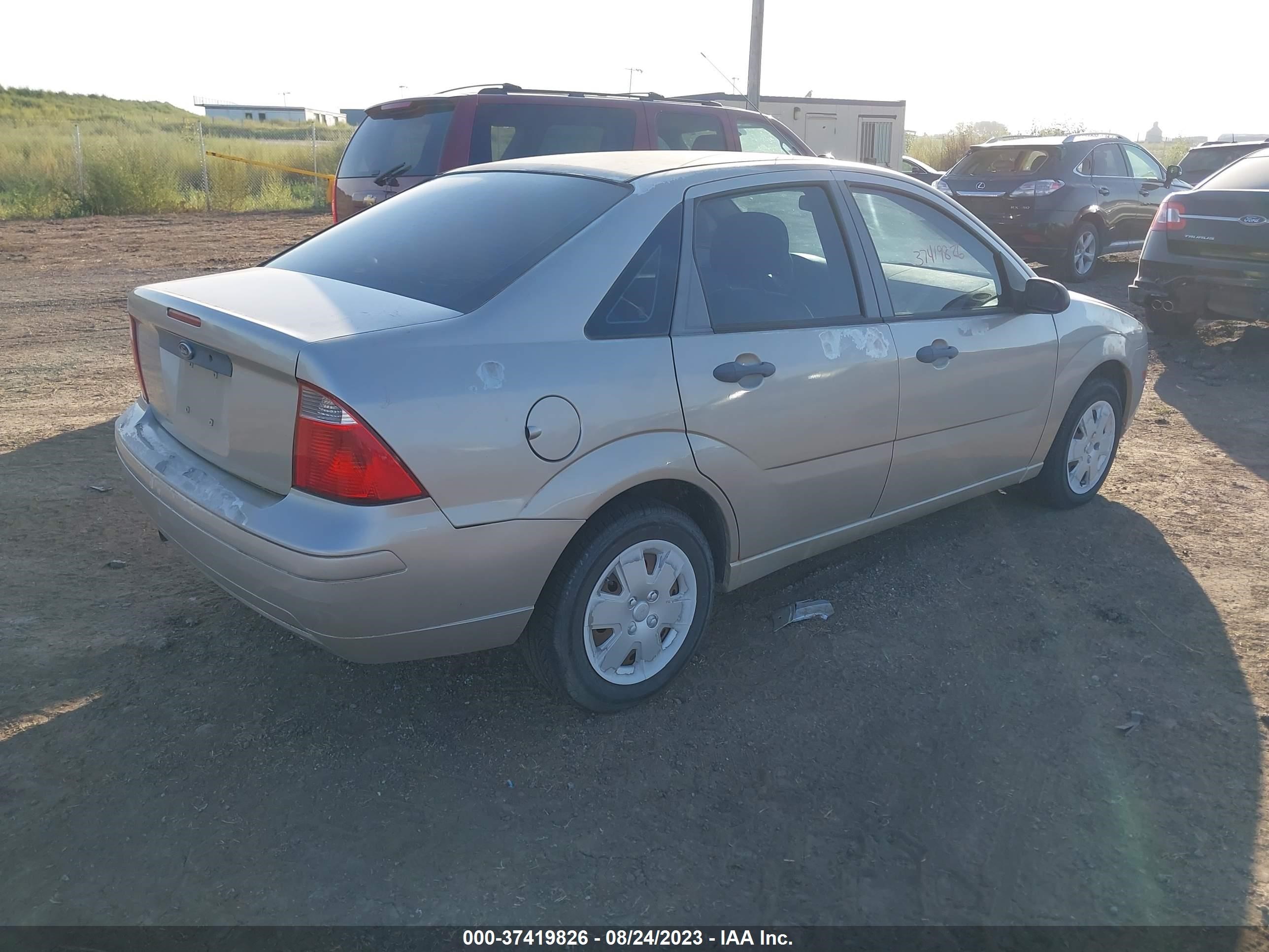 Photo 3 VIN: 1FAFP34N57W299186 - FORD FOCUS 