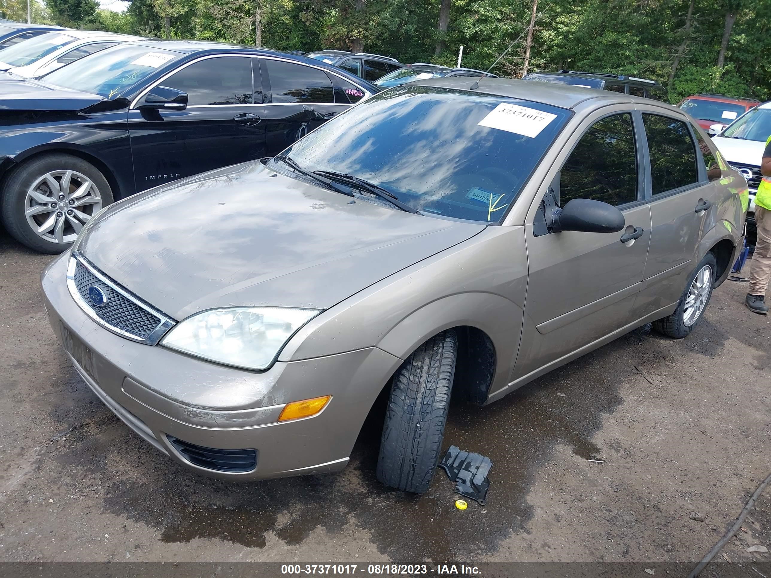 Photo 1 VIN: 1FAFP34N75W163509 - FORD FOCUS 