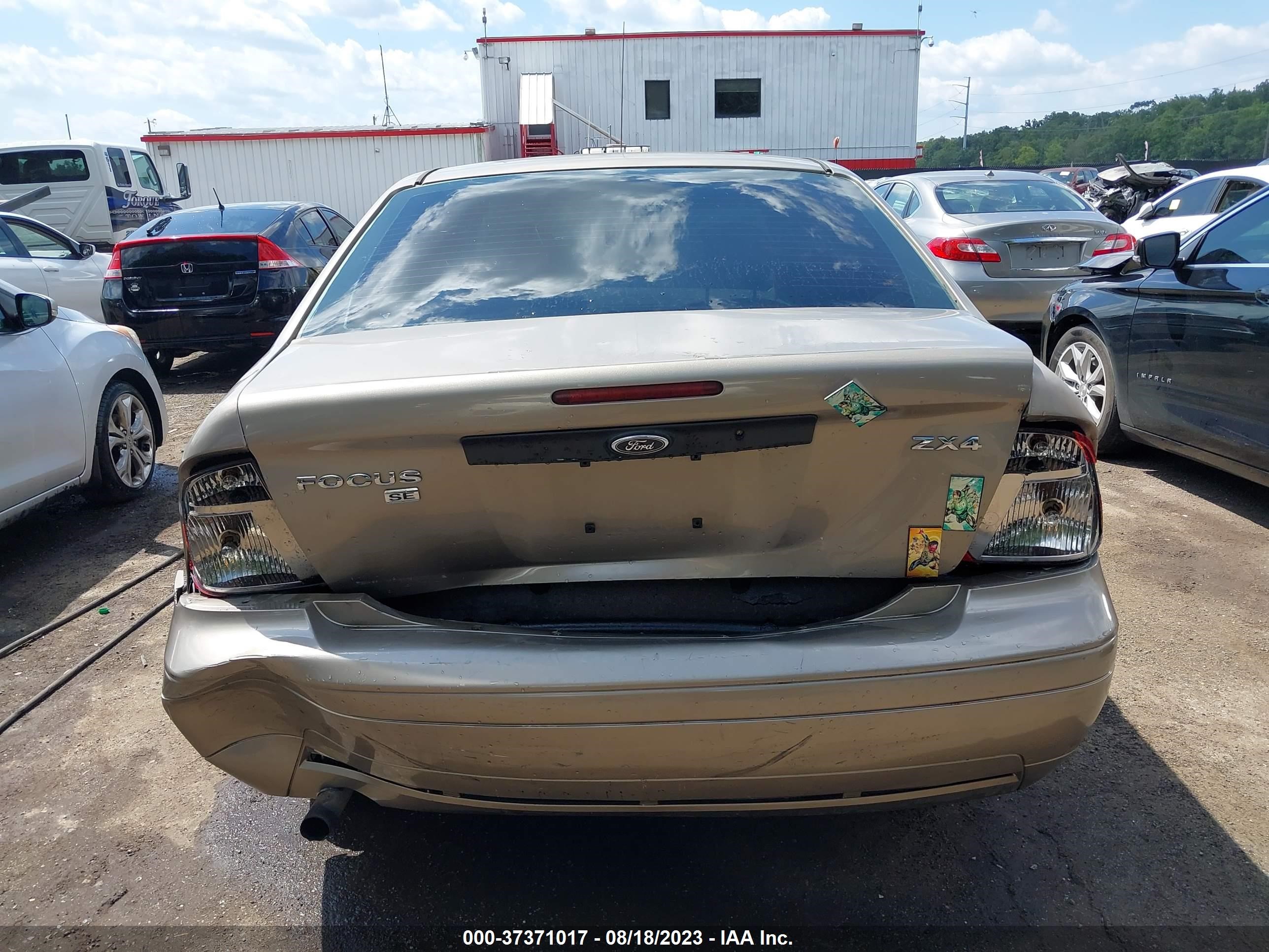 Photo 15 VIN: 1FAFP34N75W163509 - FORD FOCUS 