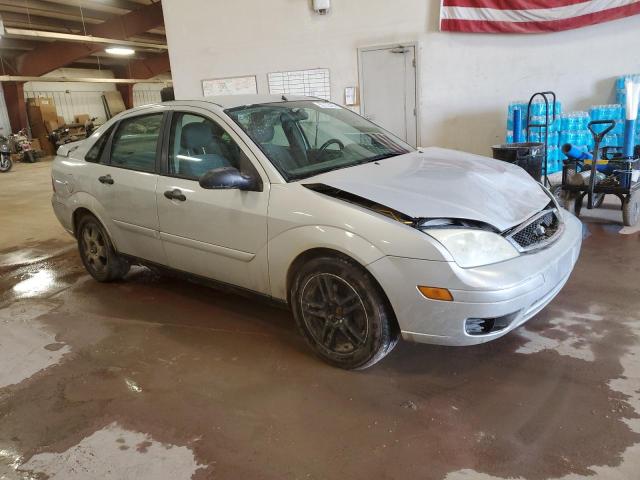 Photo 3 VIN: 1FAFP34N75W204155 - FORD FOCUS 