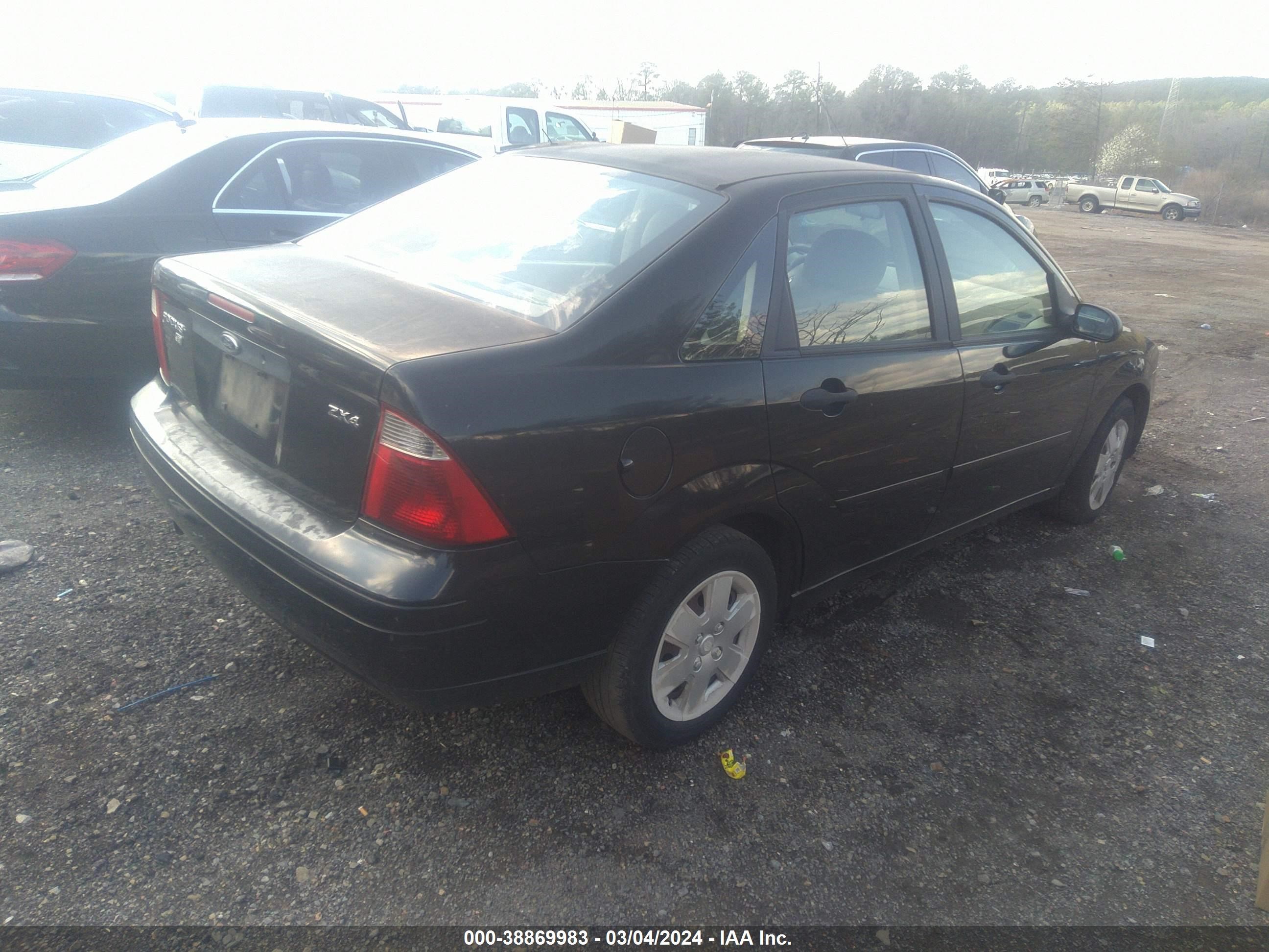 Photo 3 VIN: 1FAFP34N76W151510 - FORD FOCUS 