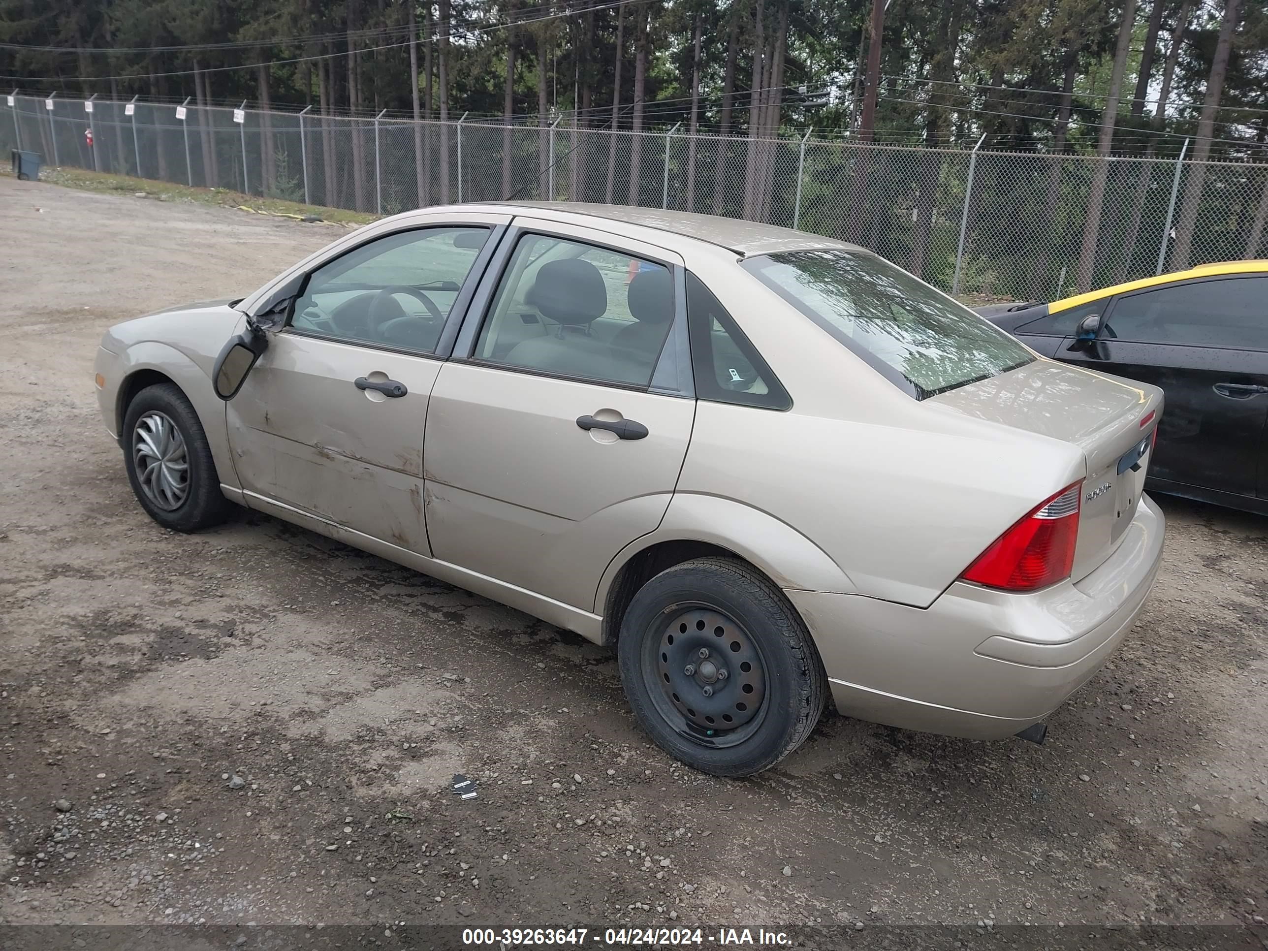 Photo 2 VIN: 1FAFP34N77W234257 - FORD FOCUS 