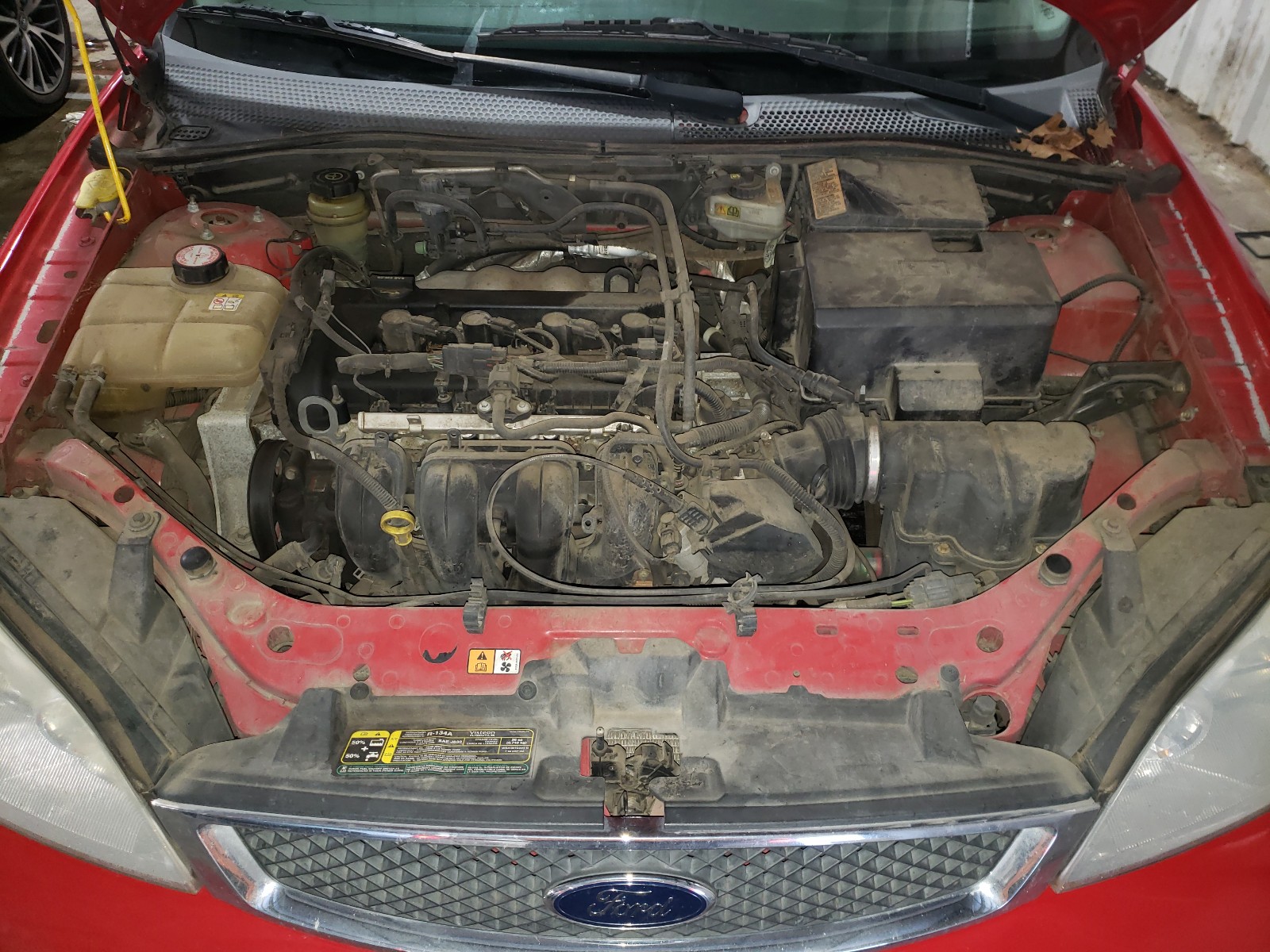 Photo 6 VIN: 1FAFP34N85W144208 - FORD FOCUS ZX4 