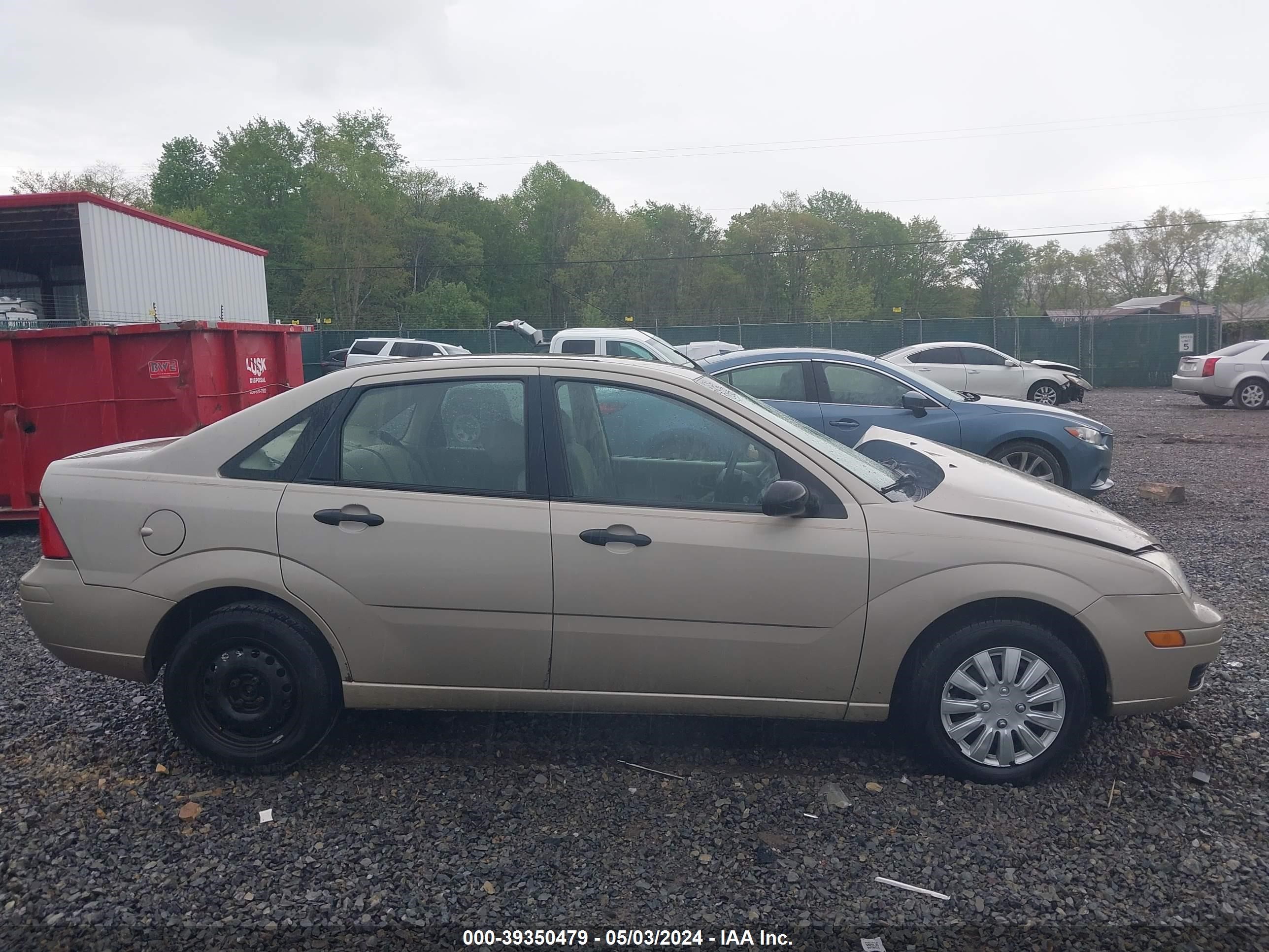 Photo 12 VIN: 1FAFP34N87W173503 - FORD FOCUS 