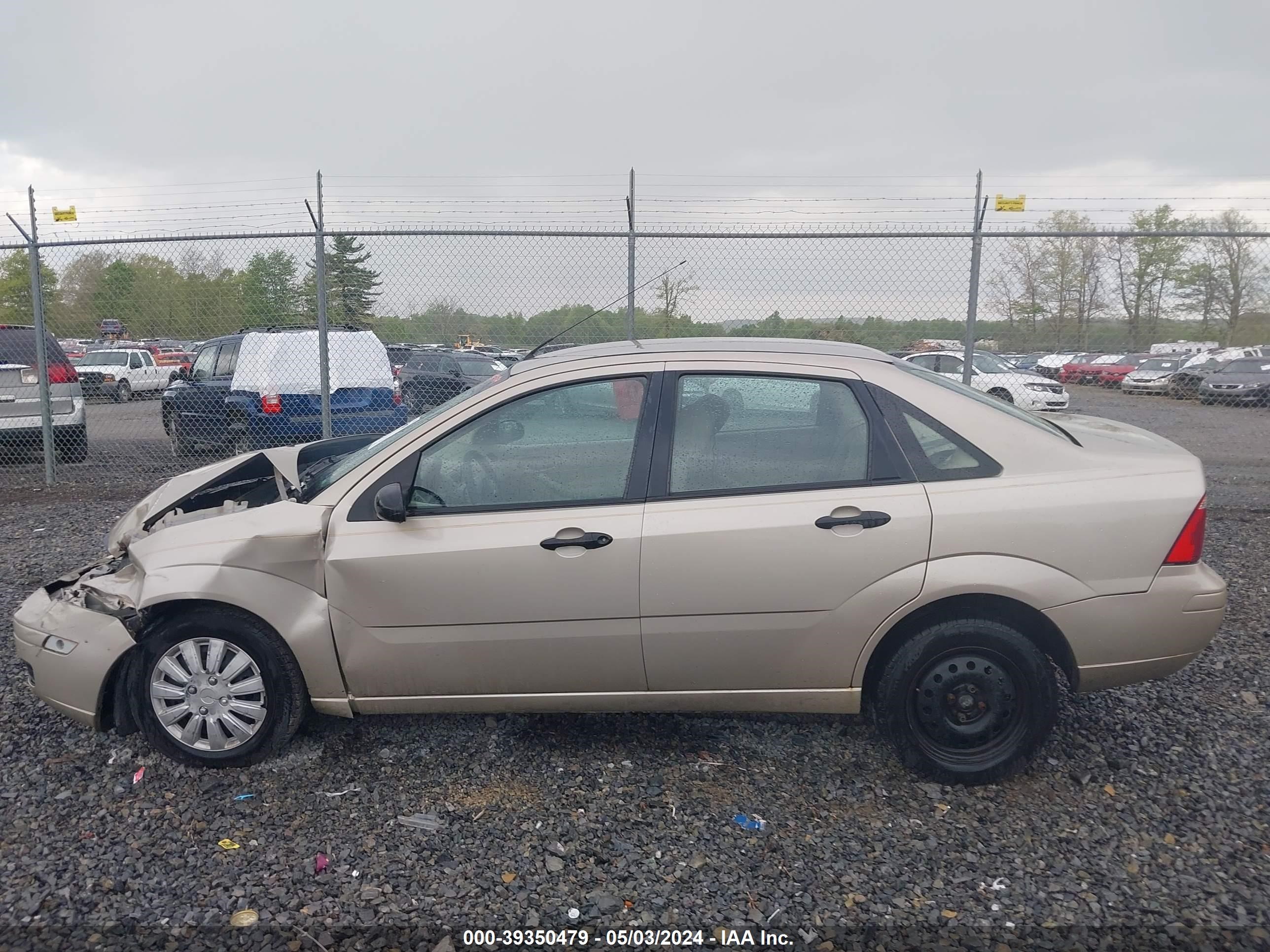 Photo 13 VIN: 1FAFP34N87W173503 - FORD FOCUS 