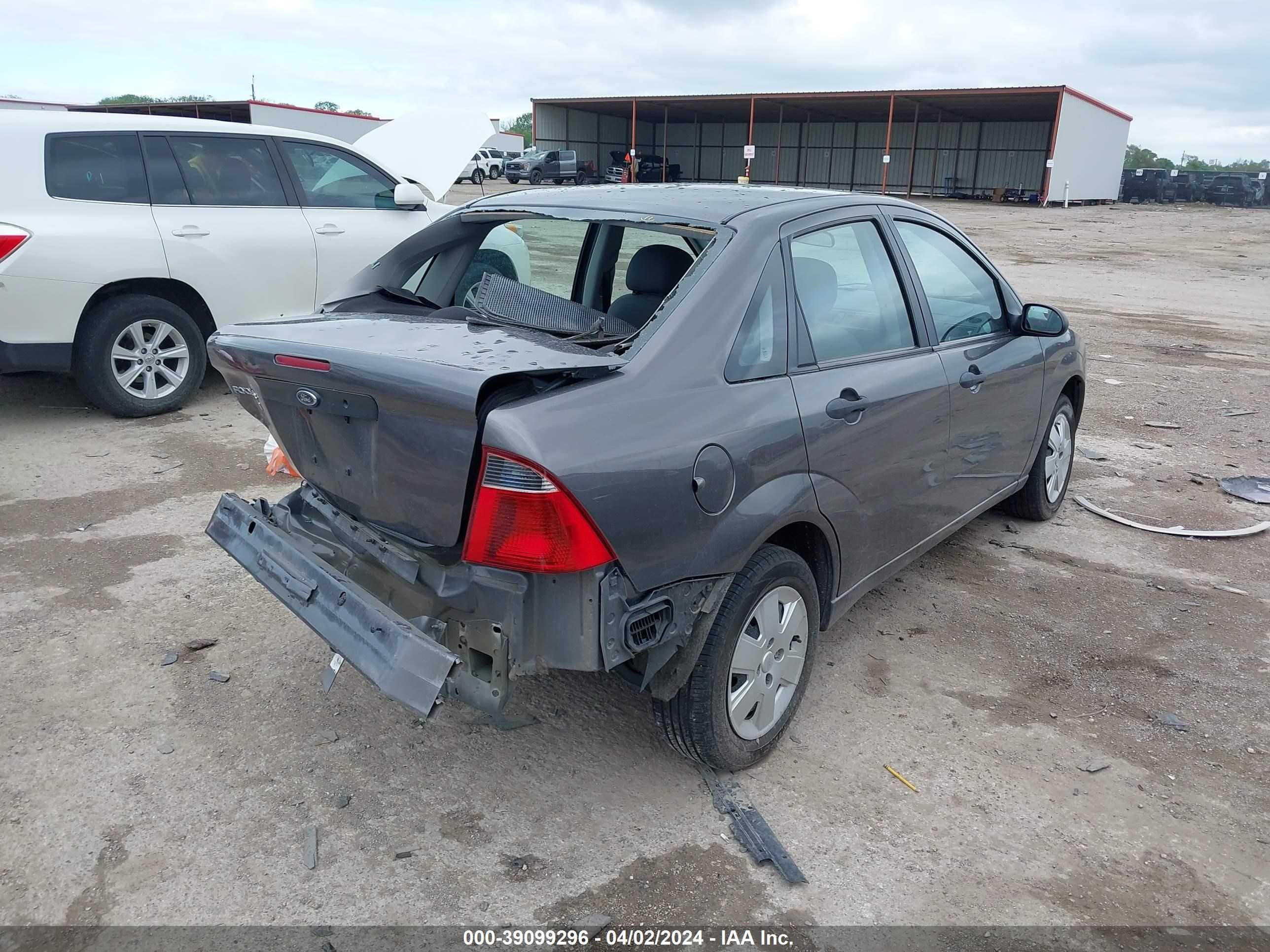 Photo 3 VIN: 1FAFP34N87W174537 - FORD FOCUS 