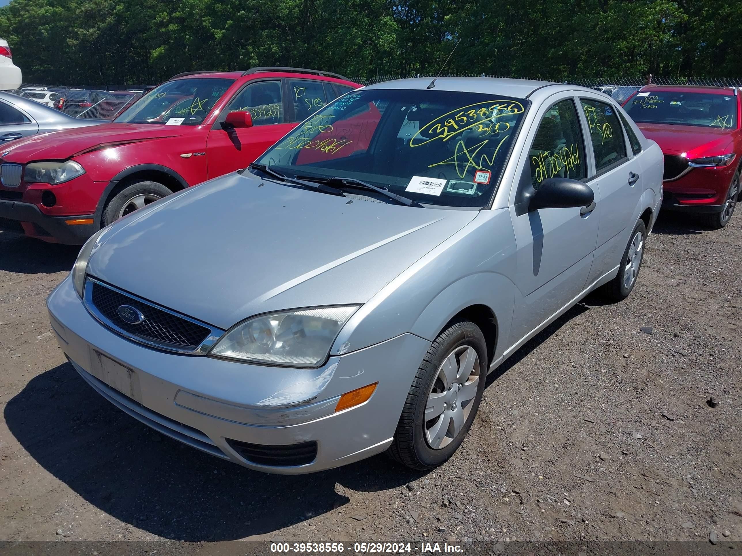 Photo 1 VIN: 1FAFP34N87W285475 - FORD FOCUS 