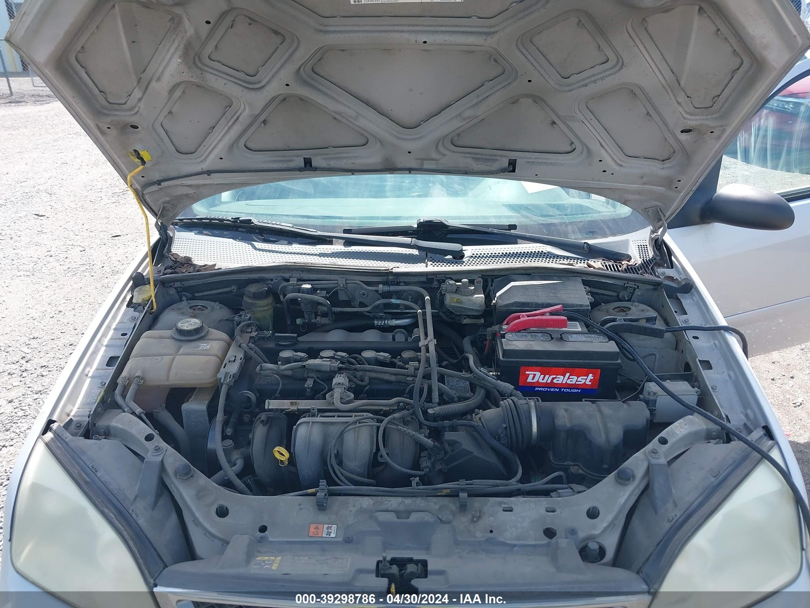 Photo 9 VIN: 1FAFP34NX5W283711 - FORD FOCUS 