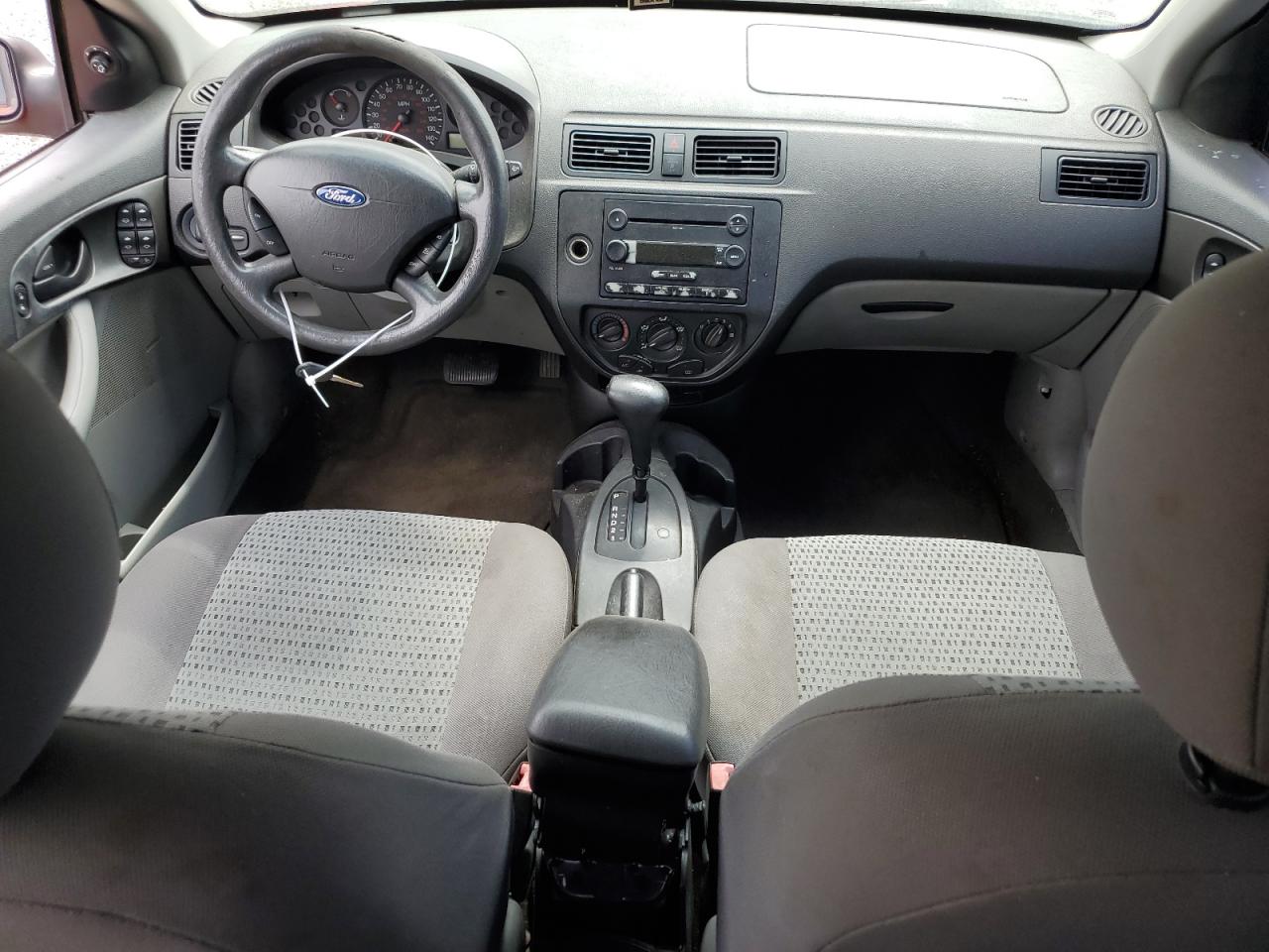 Photo 7 VIN: 1FAFP34NX7W123119 - FORD FOCUS 