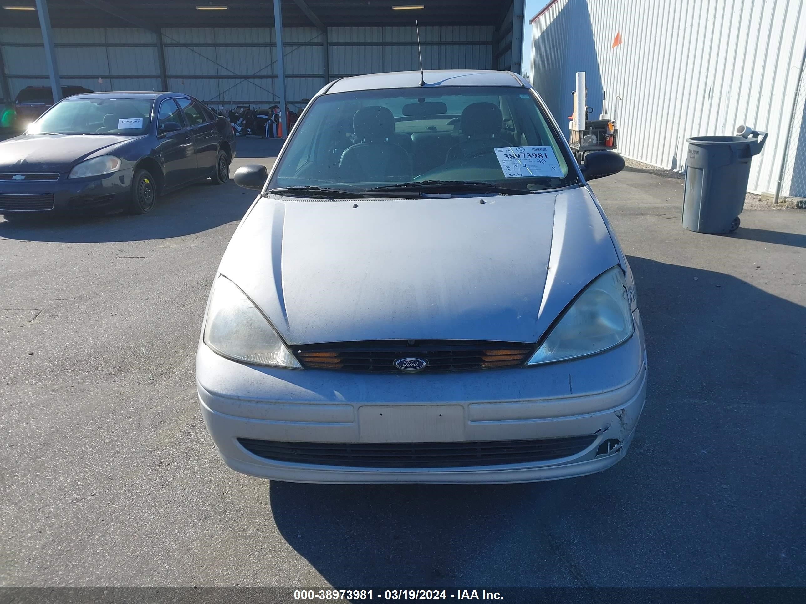 Photo 5 VIN: 1FAFP34Z93W276023 - FORD FOCUS 