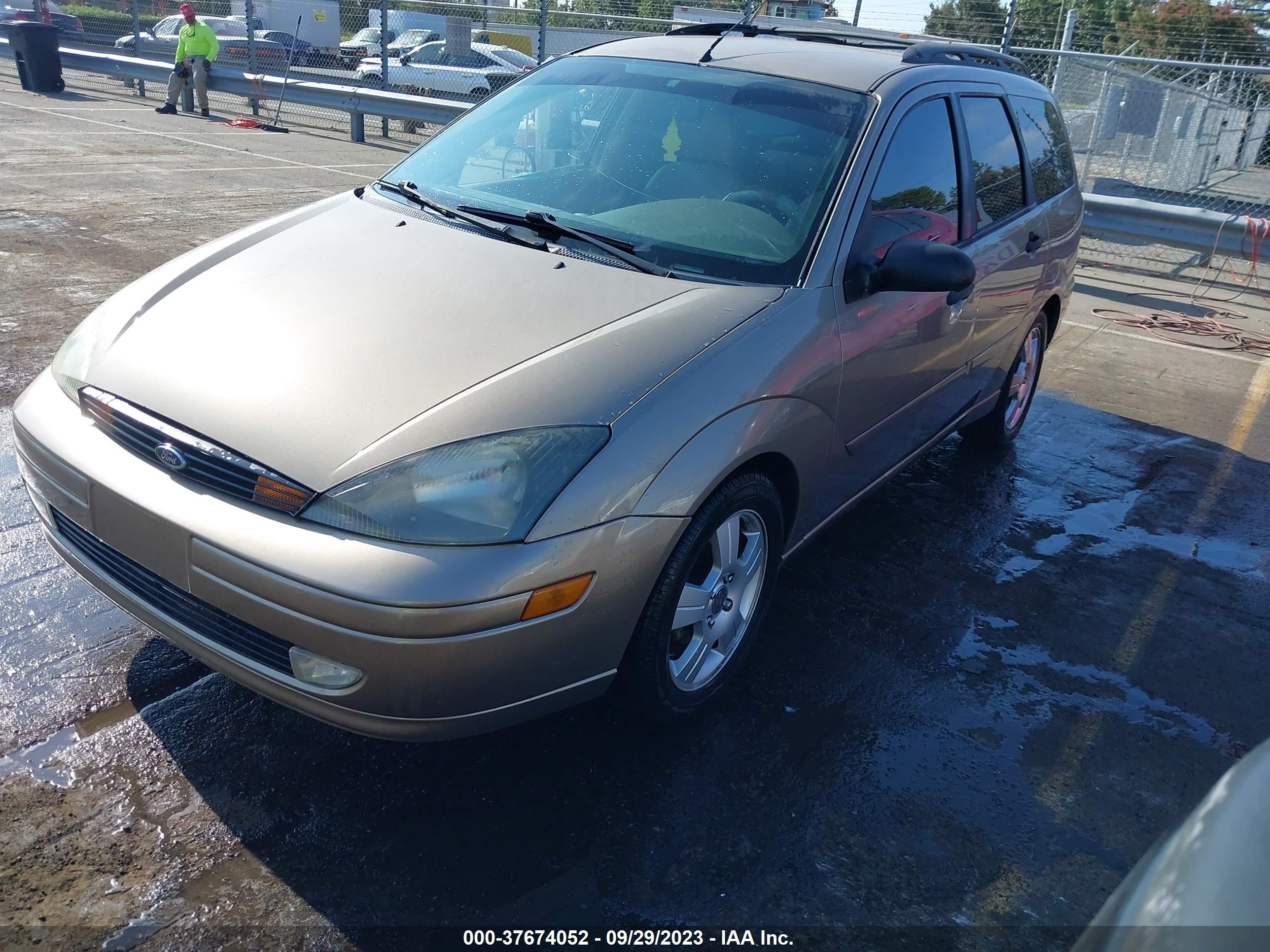 Photo 1 VIN: 1FAFP36343W159491 - FORD FOCUS 