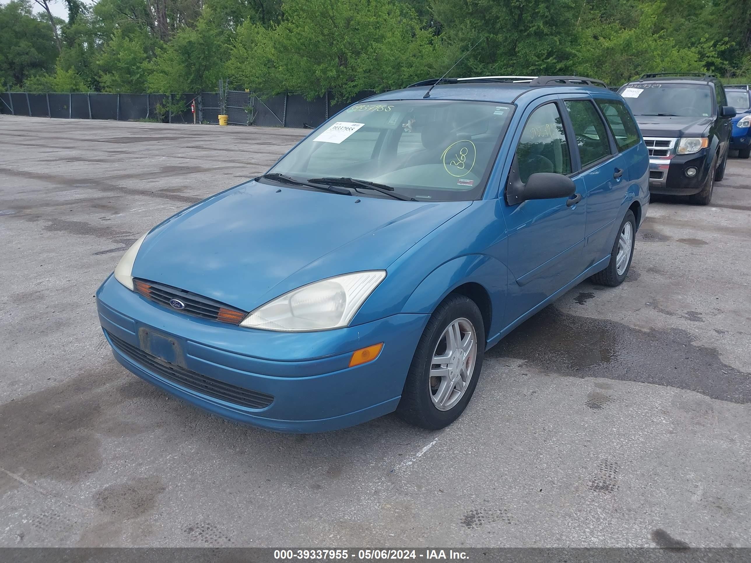 Photo 1 VIN: 1FAFP36361W229554 - FORD FOCUS 