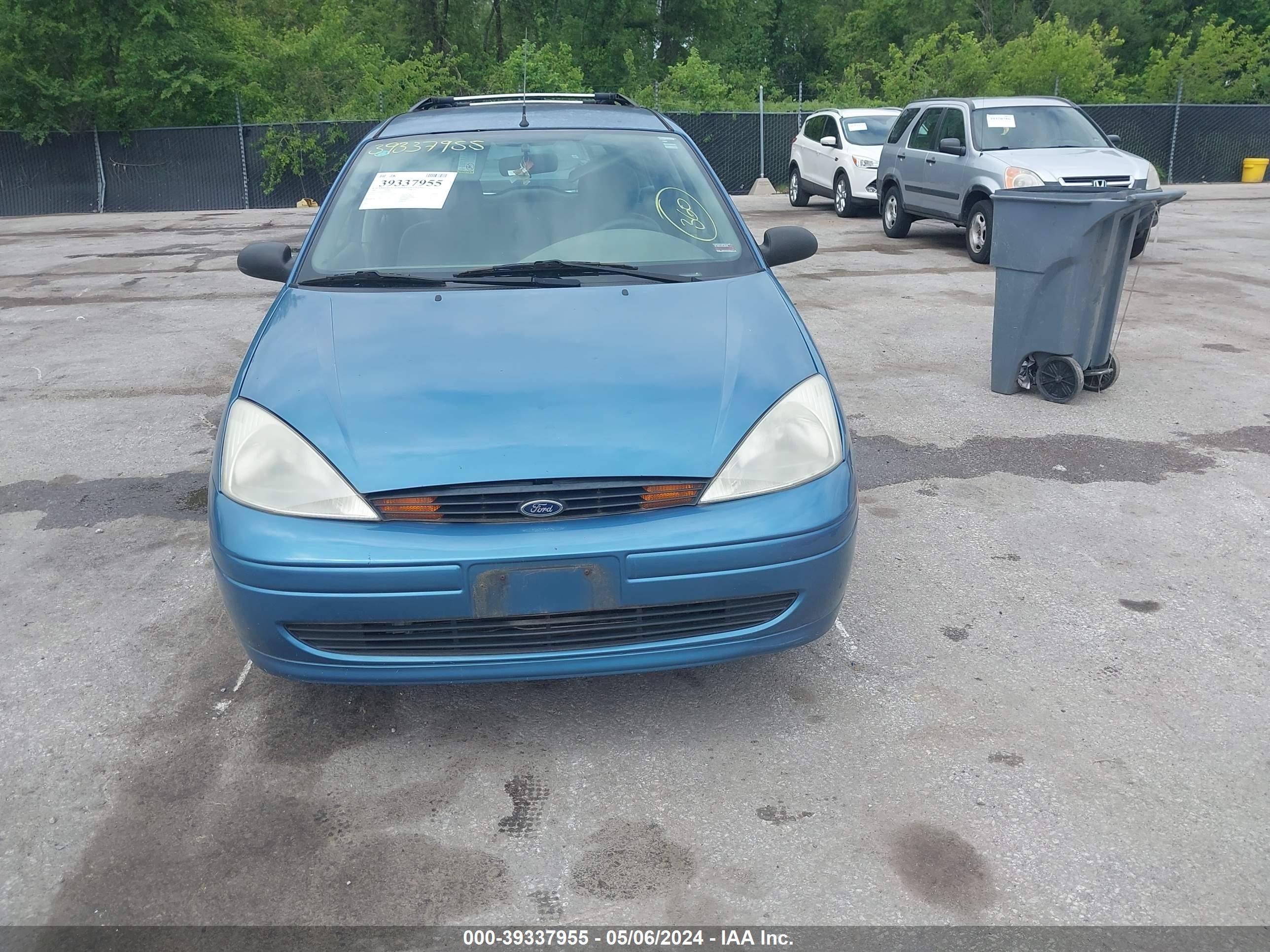 Photo 5 VIN: 1FAFP36361W229554 - FORD FOCUS 