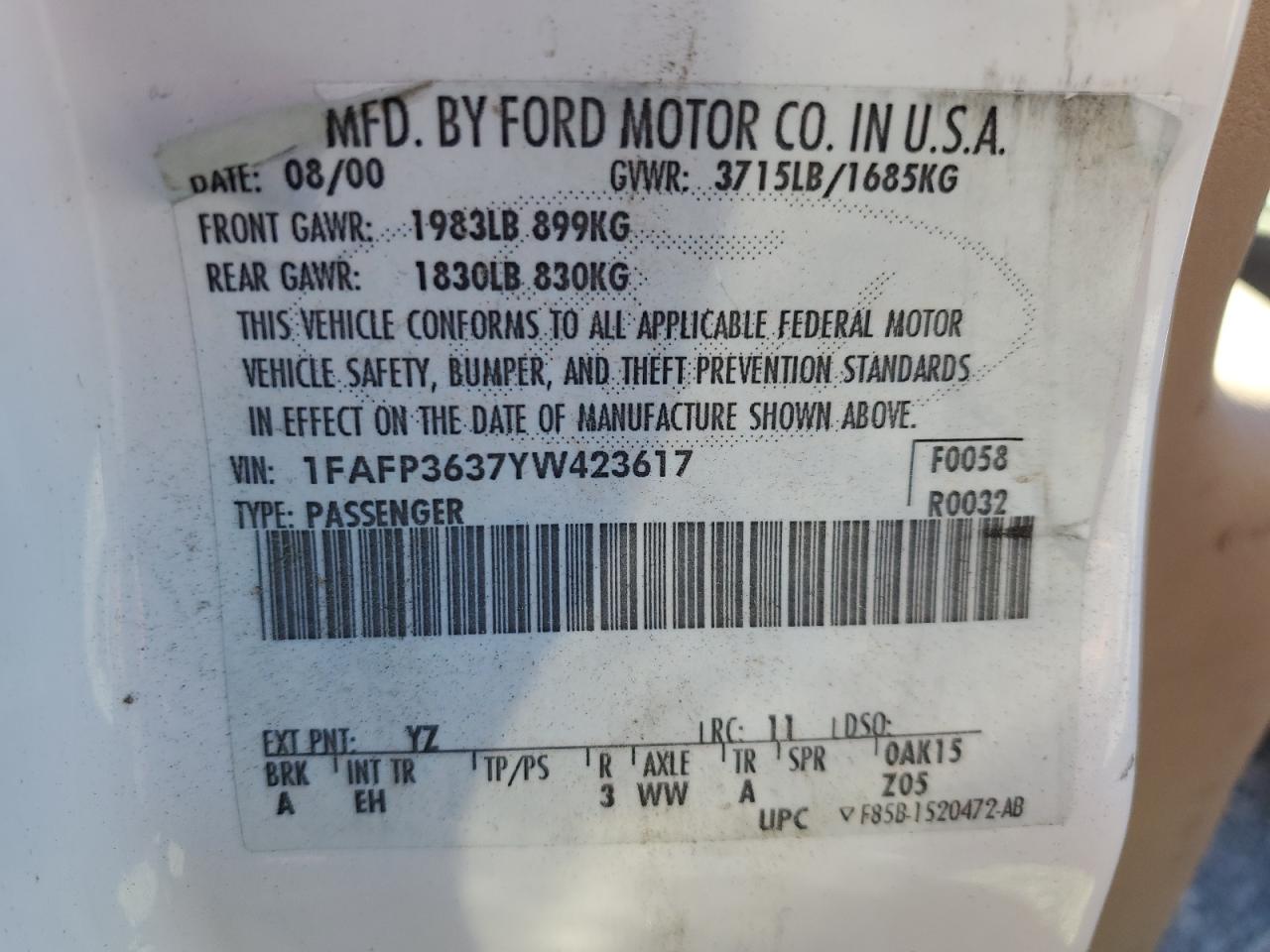 Photo 11 VIN: 1FAFP3637YW423617 - FORD FOCUS 