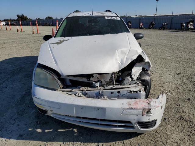 Photo 4 VIN: 1FAFP36N05W174669 - FORD FOCUS ZXW 