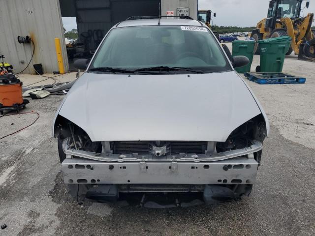 Photo 4 VIN: 1FAFP36N05W313795 - FORD FOCUS ZXW 