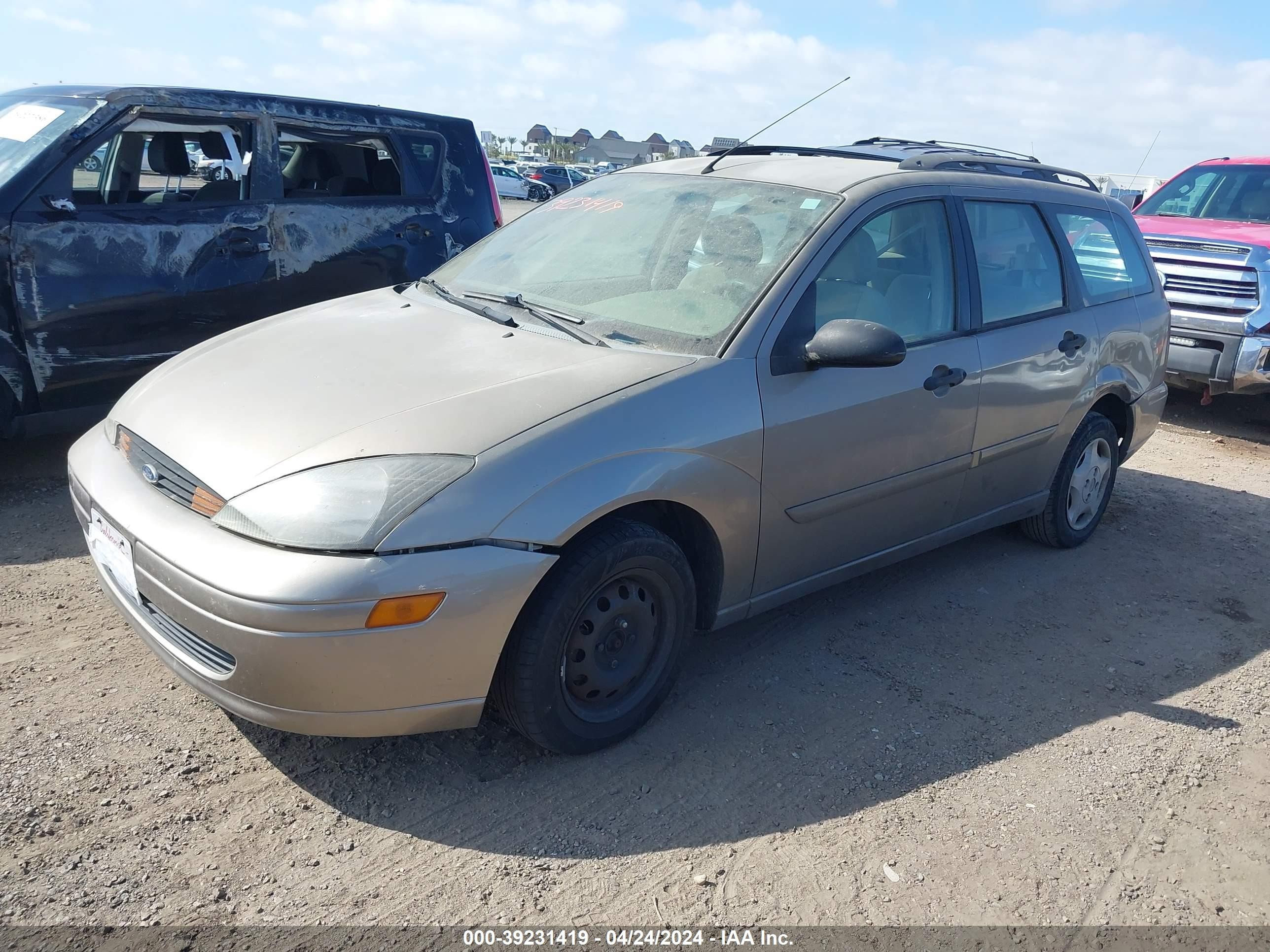 Photo 1 VIN: 1FAFP36ZX4W187706 - FORD FOCUS 