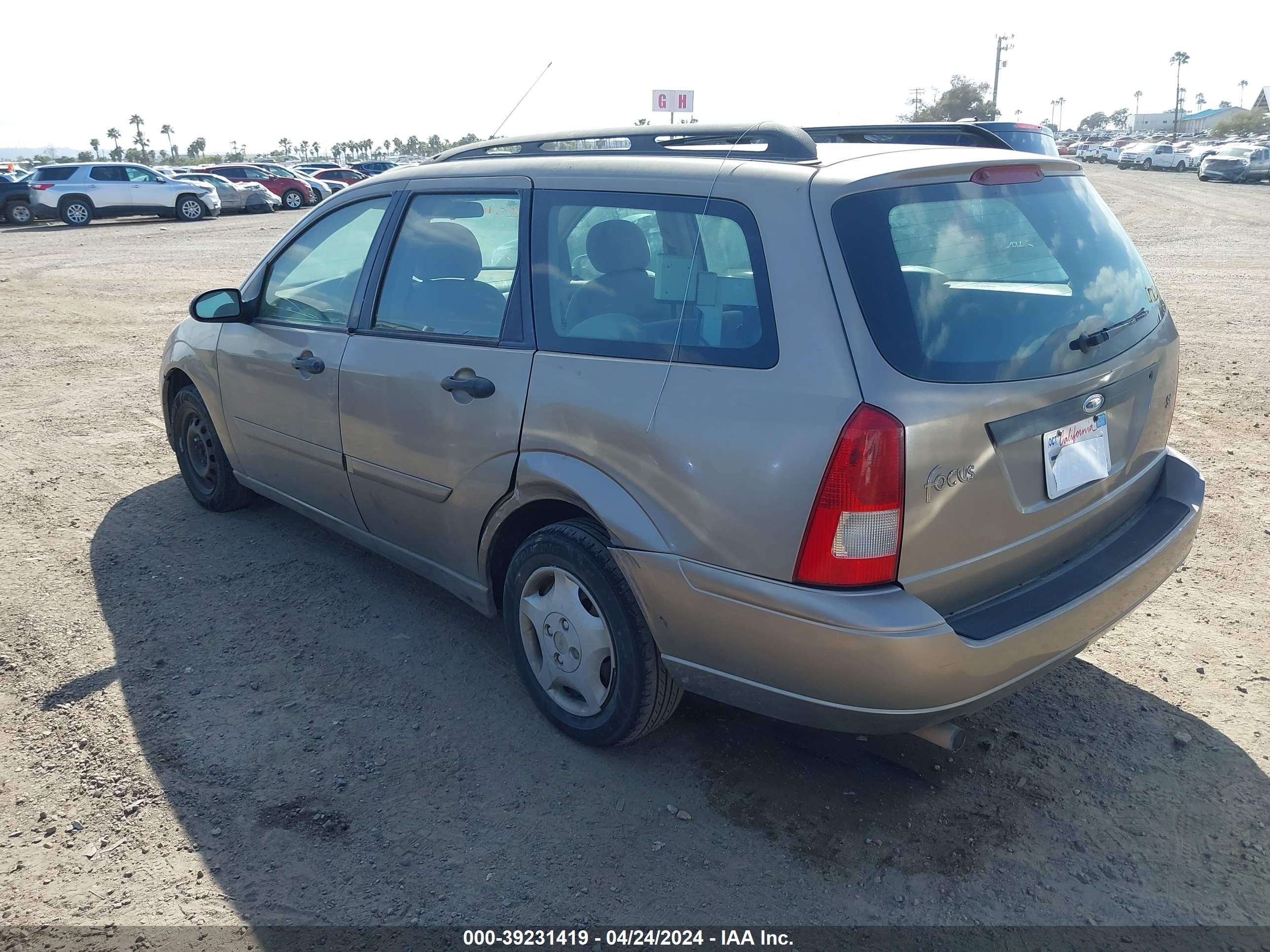 Photo 2 VIN: 1FAFP36ZX4W187706 - FORD FOCUS 