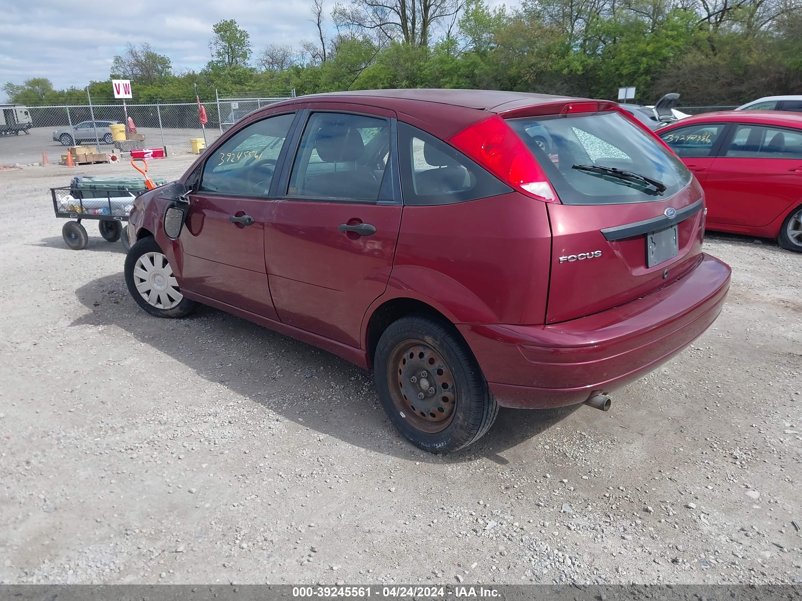 Photo 2 VIN: 1FAFP37N06W166233 - FORD FOCUS 