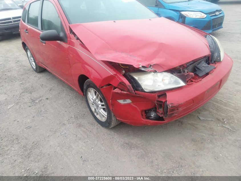 Photo 5 VIN: 1FAFP37N27W200755 - FORD FOCUS 