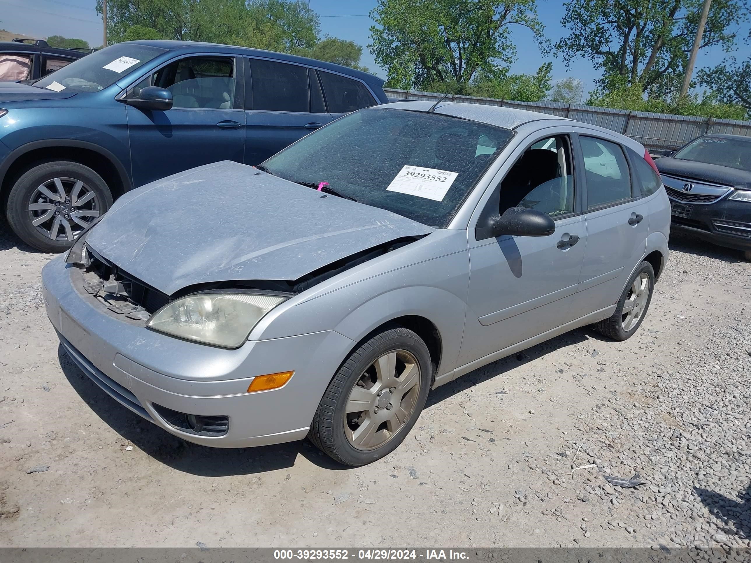 Photo 1 VIN: 1FAFP37N76W140759 - FORD FOCUS 