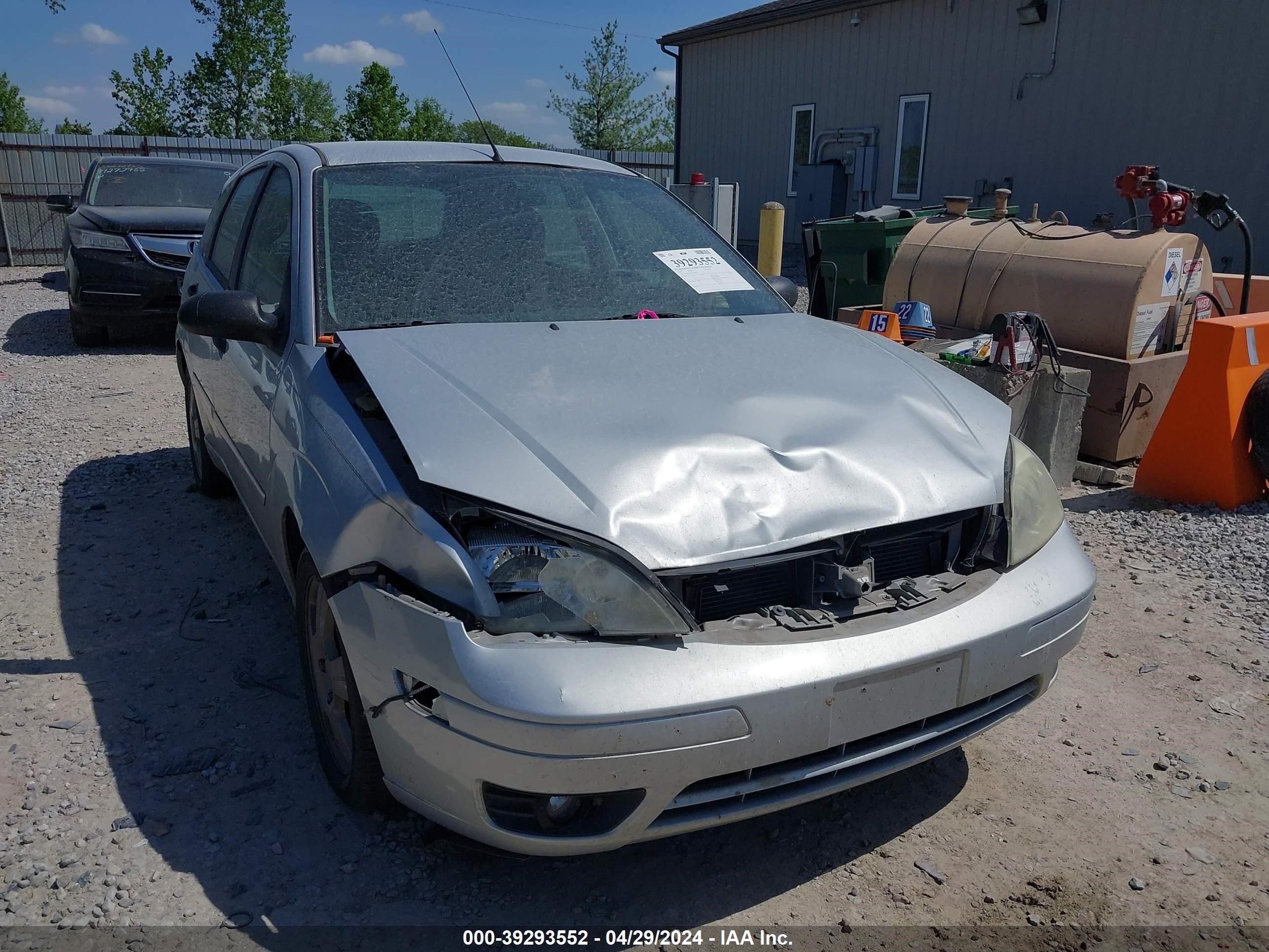 Photo 5 VIN: 1FAFP37N76W140759 - FORD FOCUS 