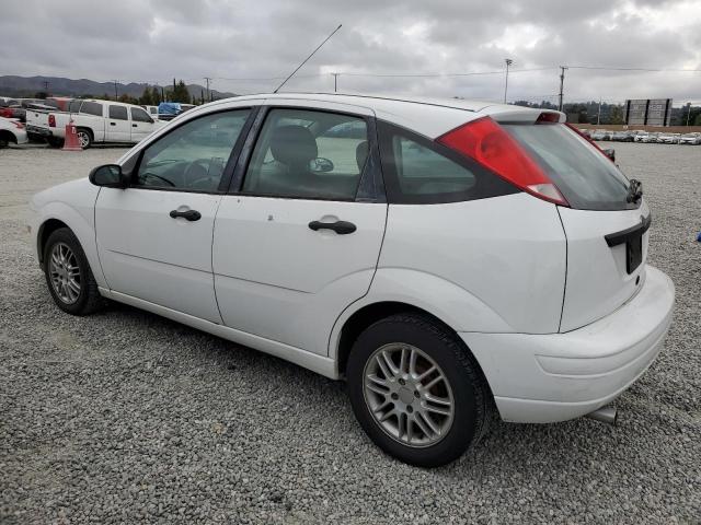 Photo 1 VIN: 1FAFP37NX7W234135 - FORD FOCUS ZX5 